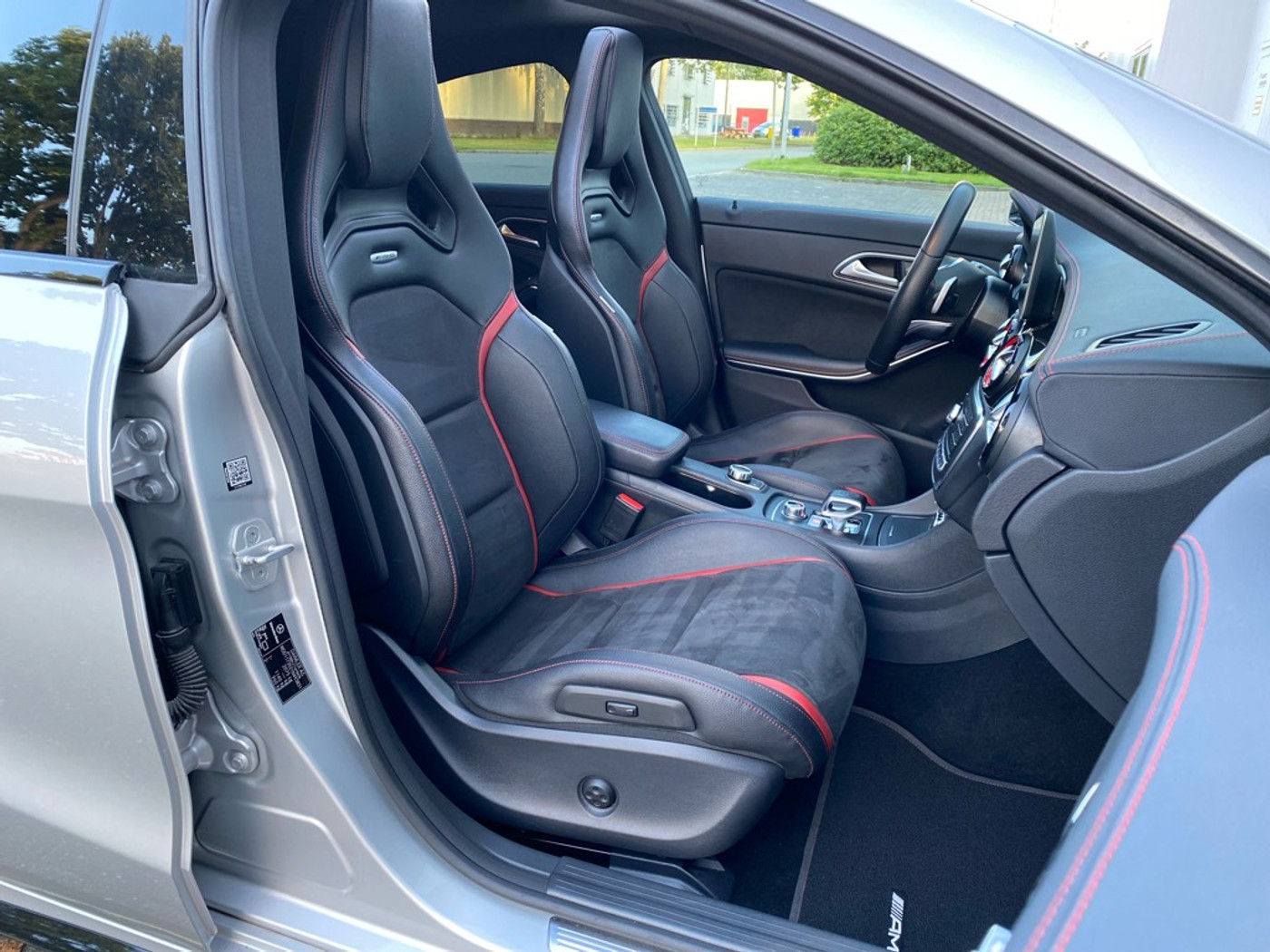 Foto van Mercedes-Benz AMG Cla 45