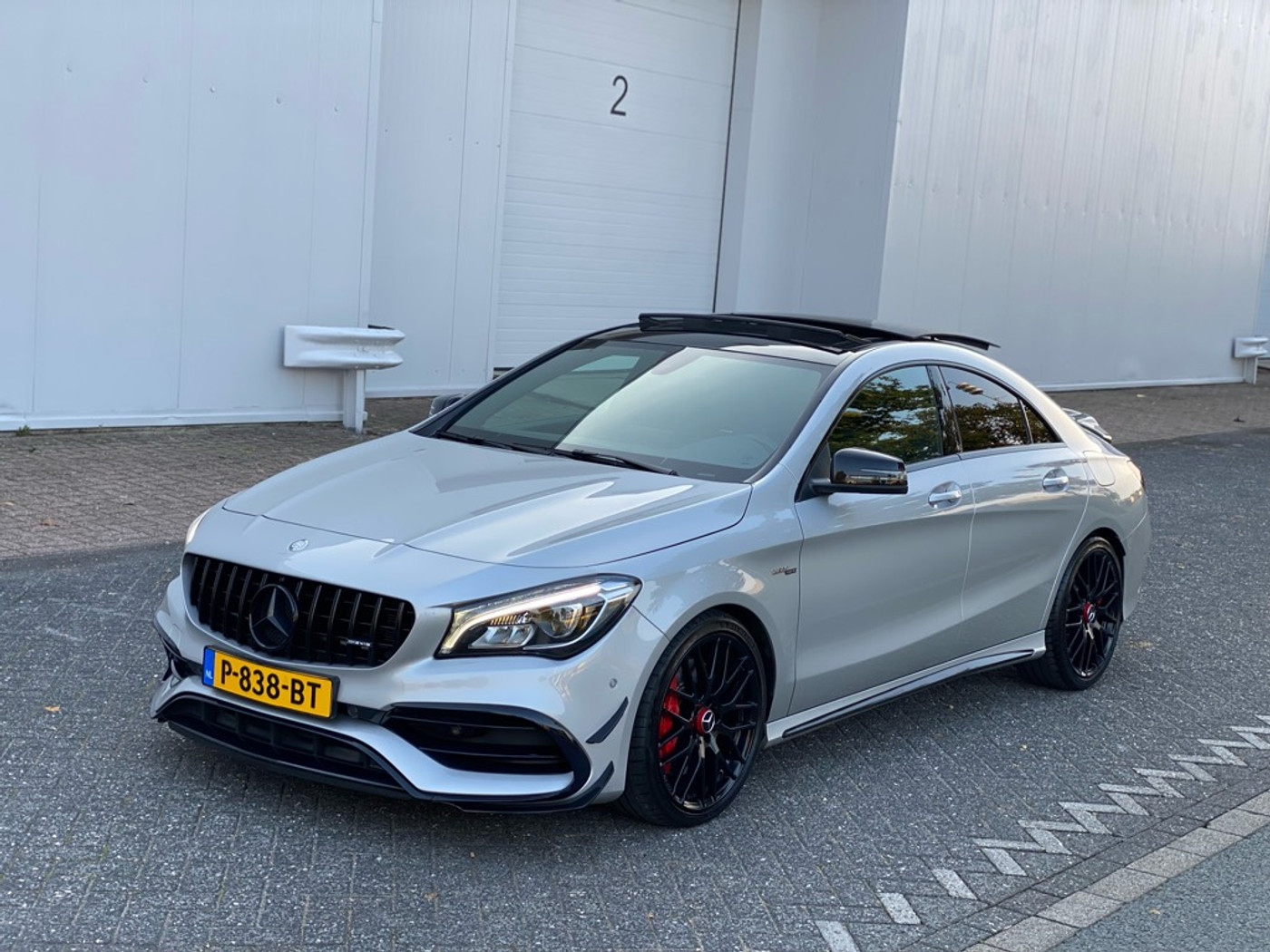 Foto van Mercedes-Benz AMG Cla 45