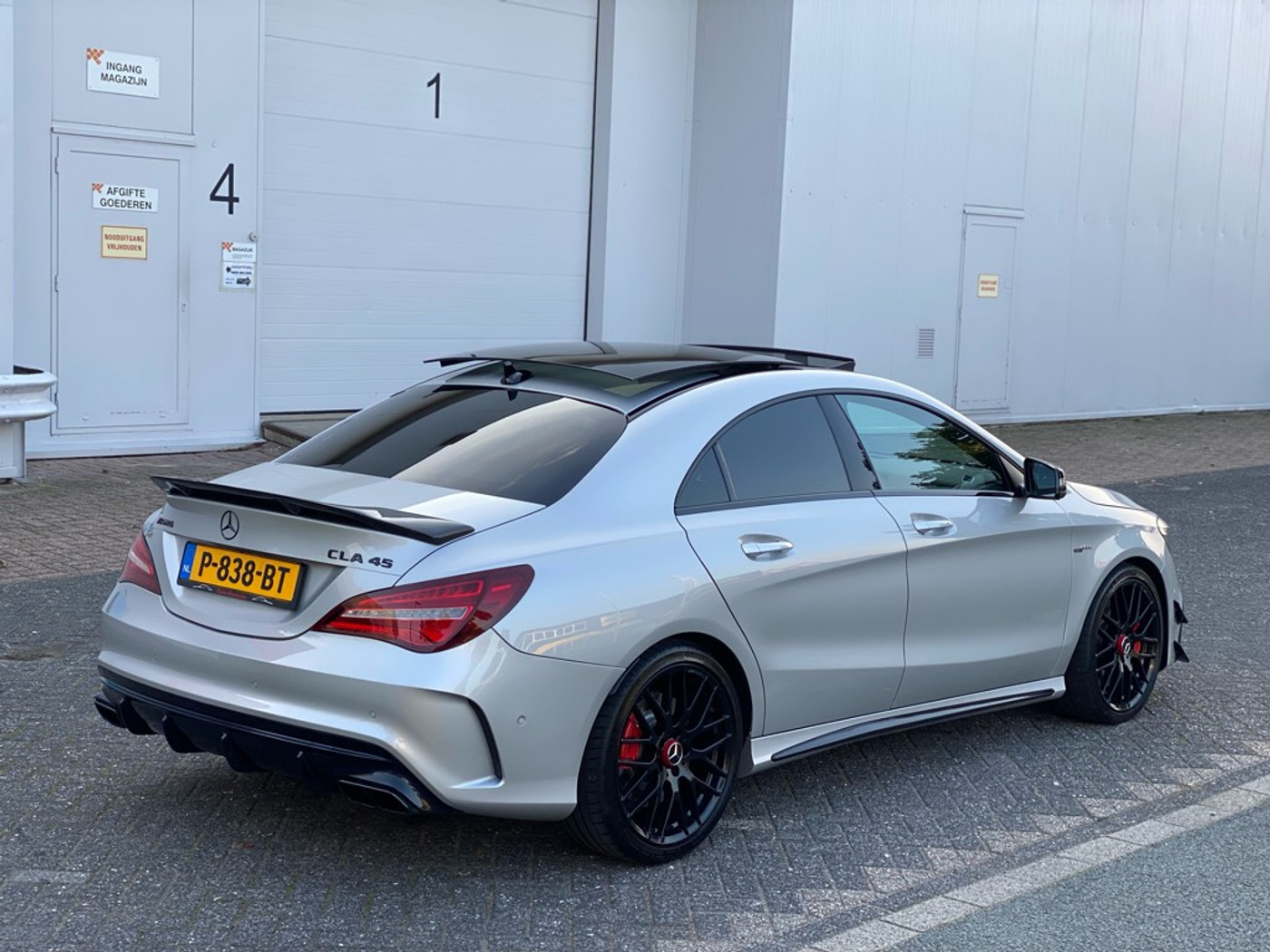 Foto van Mercedes-Benz AMG Cla 45