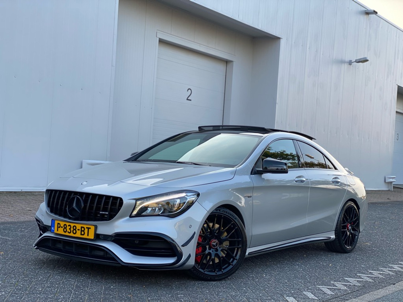 Foto van Mercedes-Benz AMG Cla 45