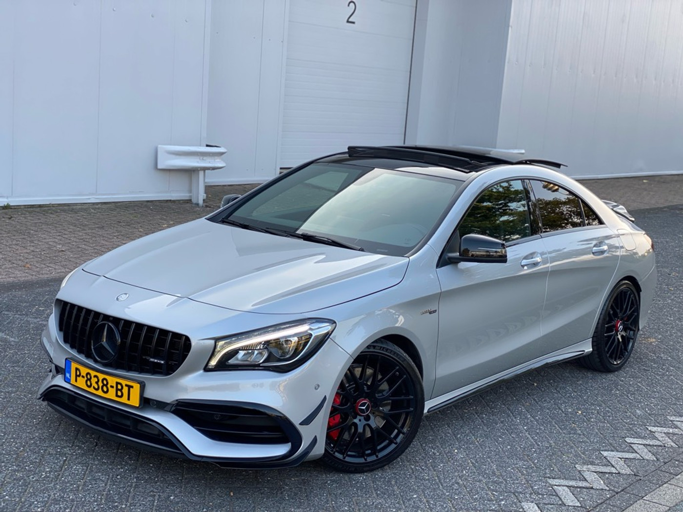 Foto van Mercedes-Benz AMG Cla 45