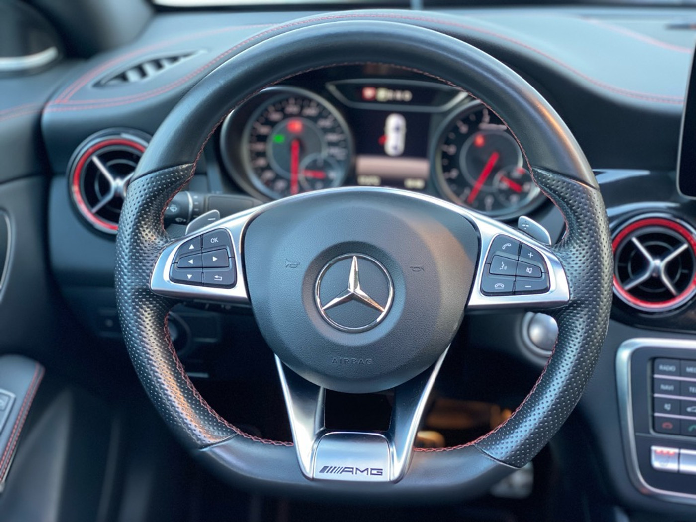 Foto van Mercedes-Benz AMG Cla 45