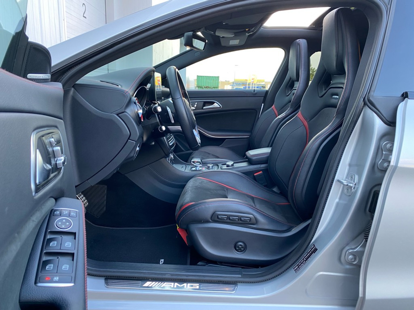 Foto van Mercedes-Benz AMG Cla 45