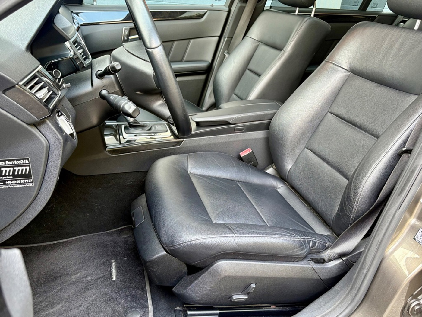 Foto van Mercedes-Benz E 200 Cgi