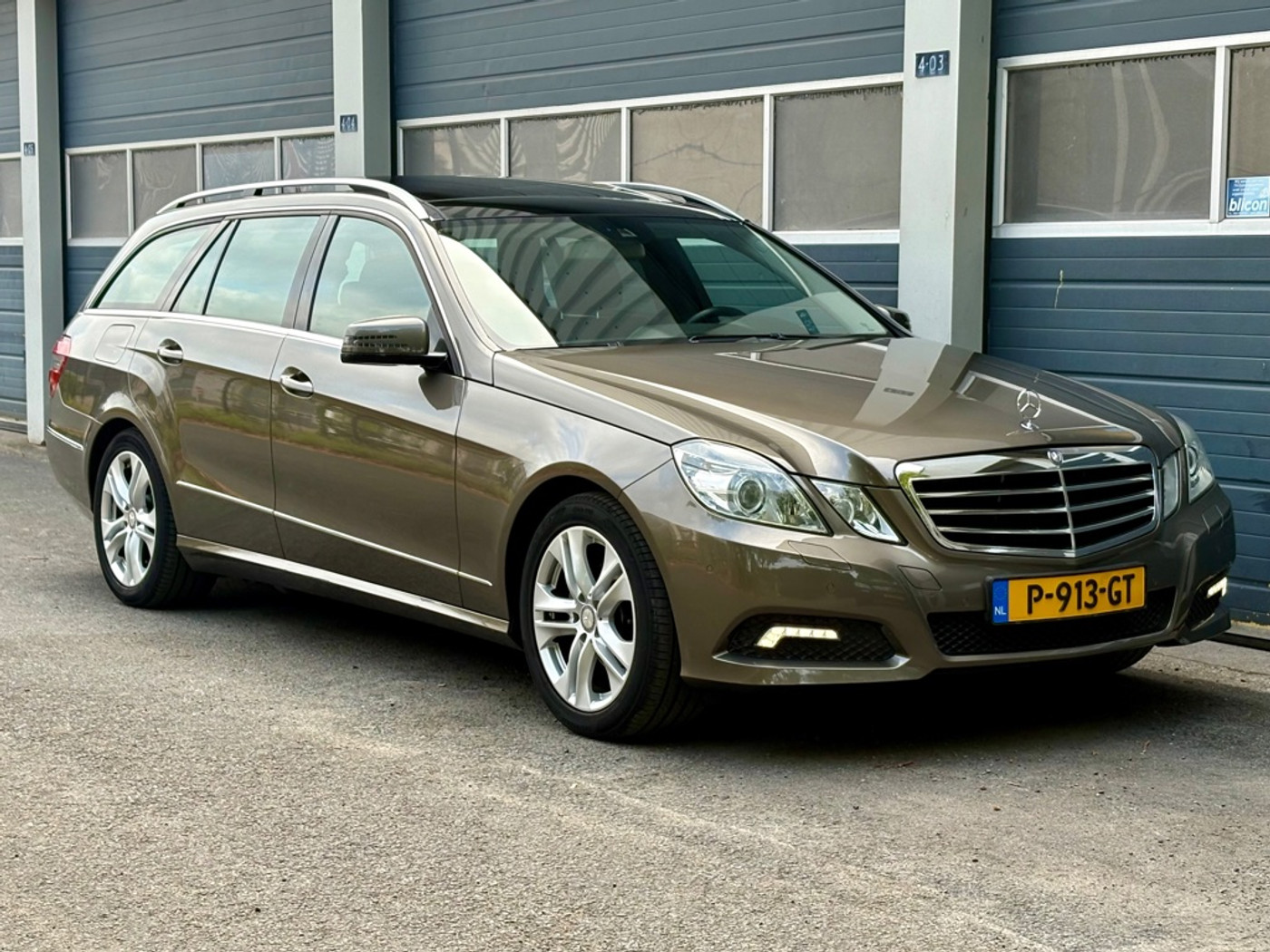 Foto van Mercedes-Benz E 200 Cgi