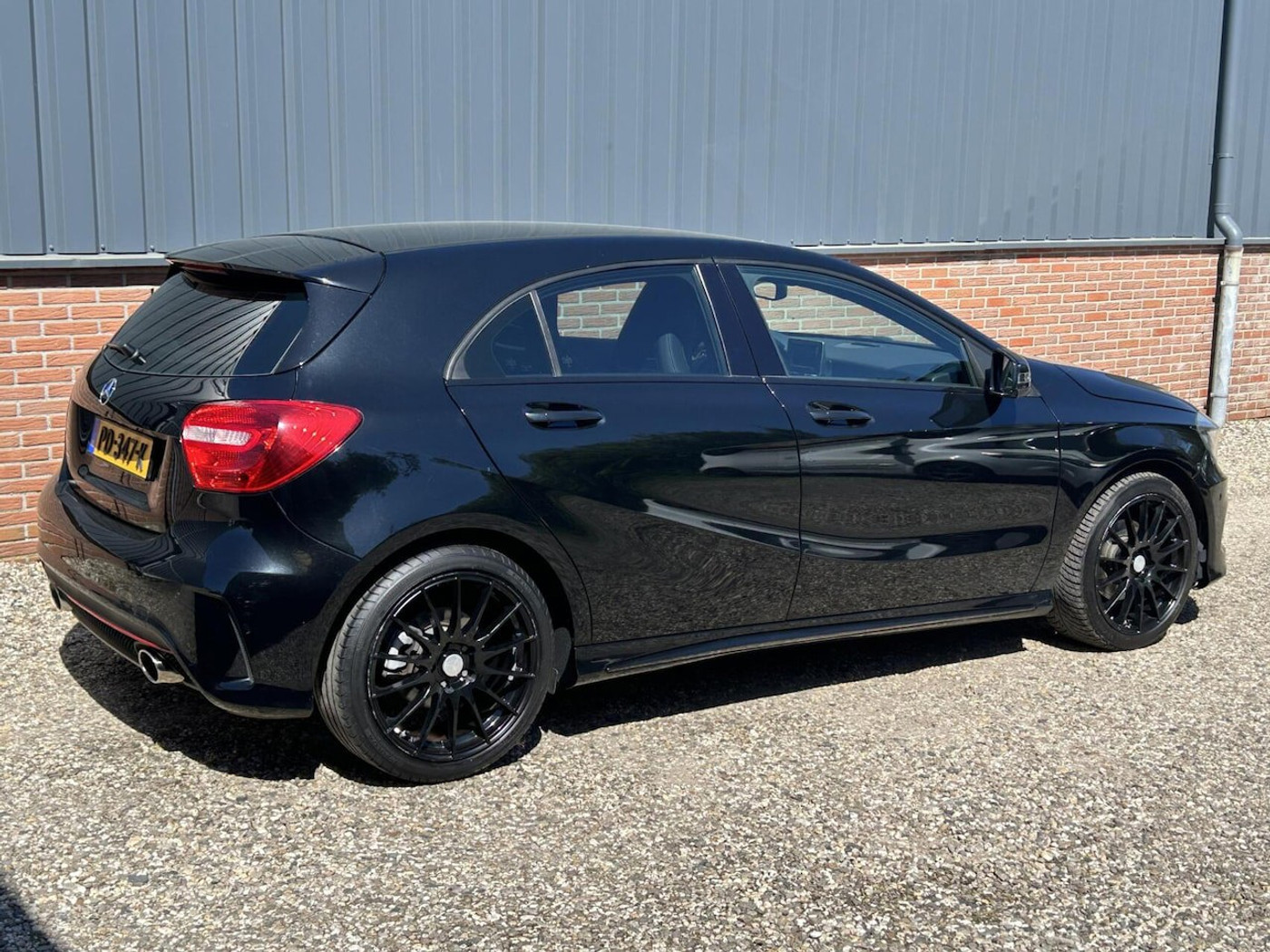 Foto van Mercedes-Benz A 180
