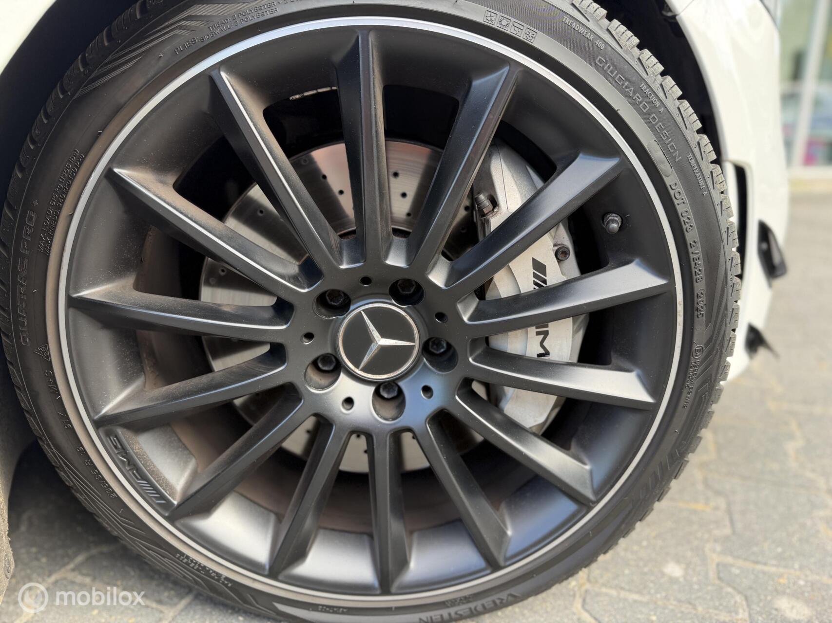Foto van Mercedes-Benz AMG A 35