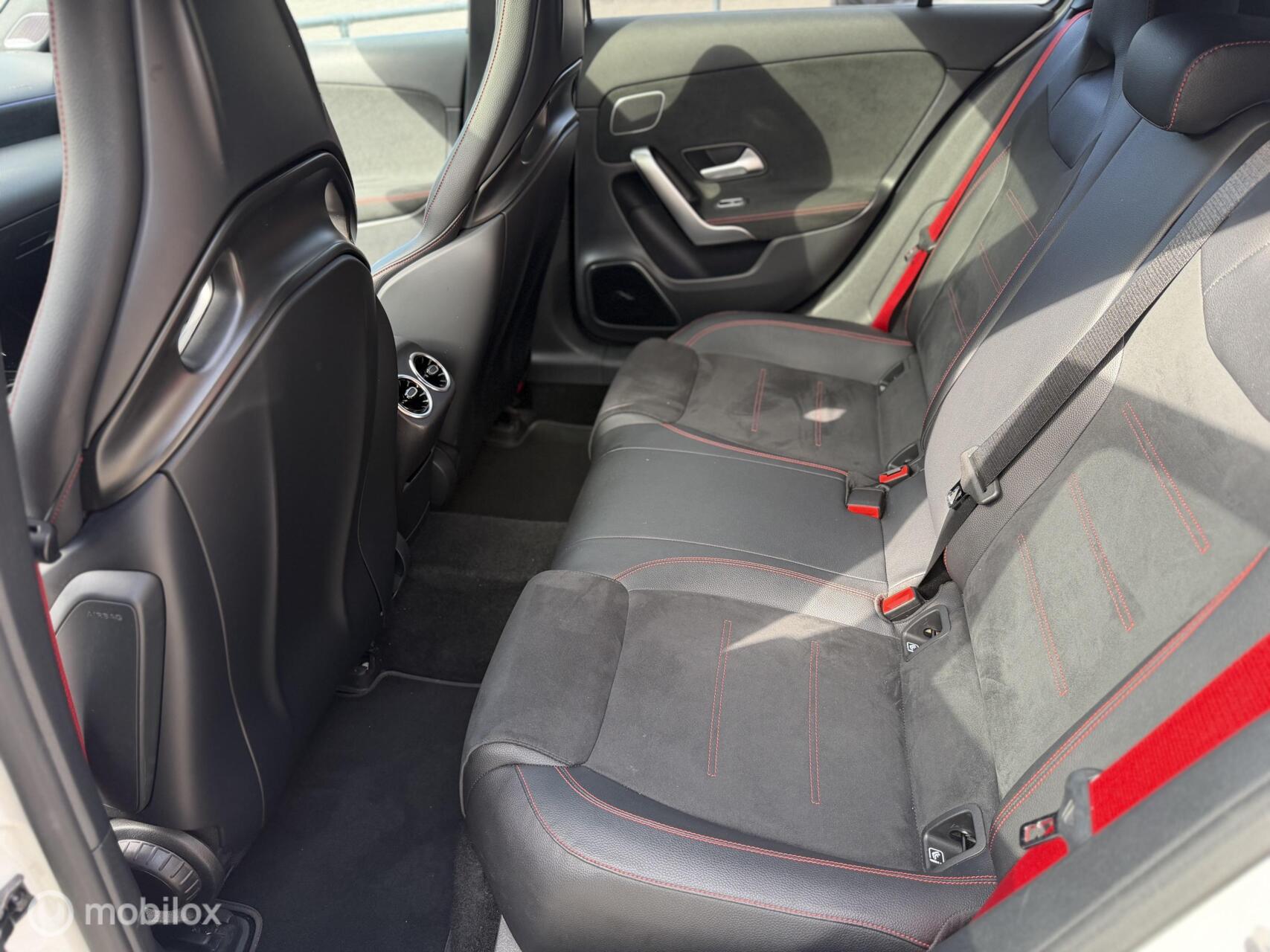 Foto van Mercedes-Benz AMG A 35