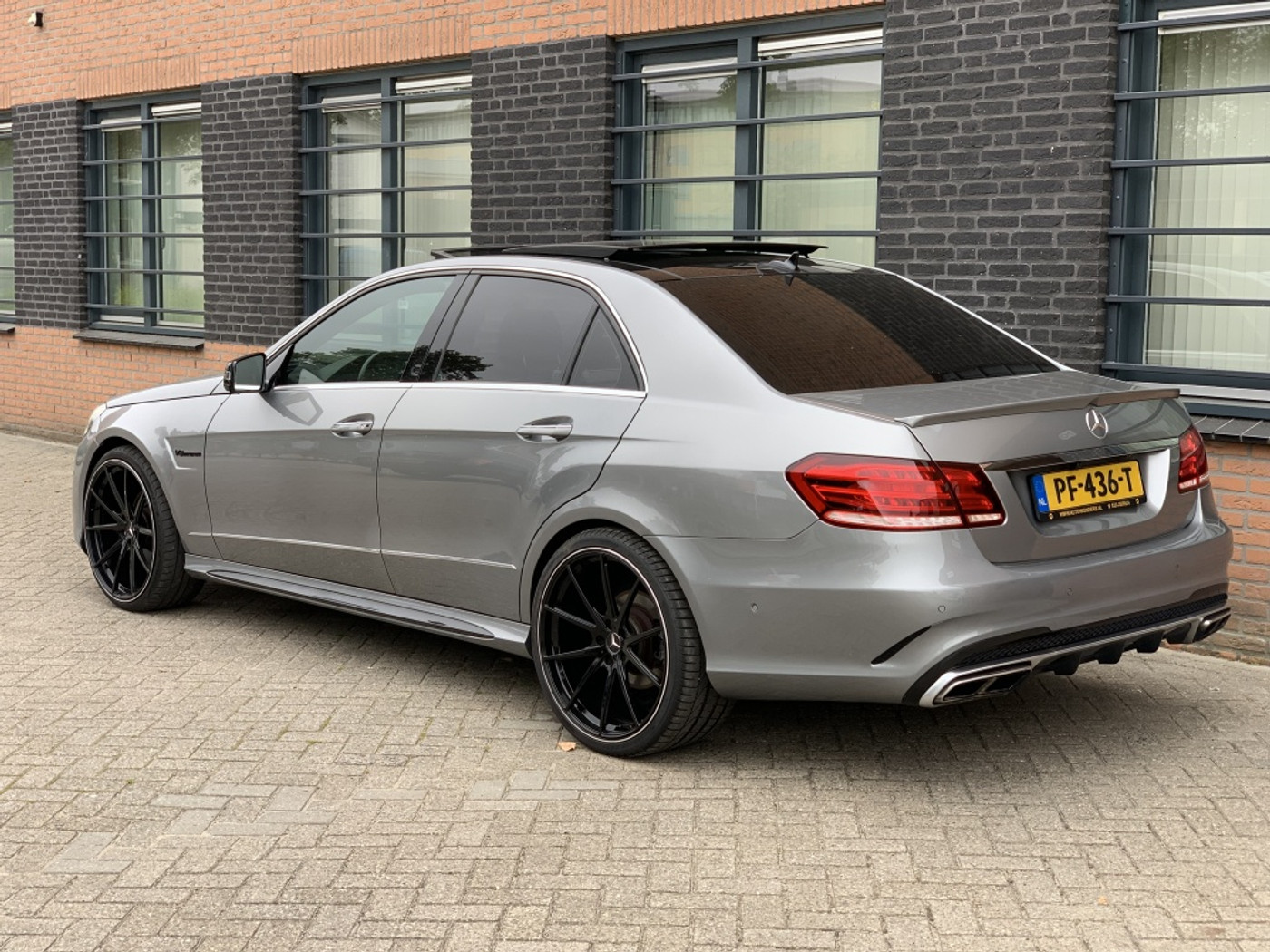 Foto van Mercedes-Benz E 350 CDI