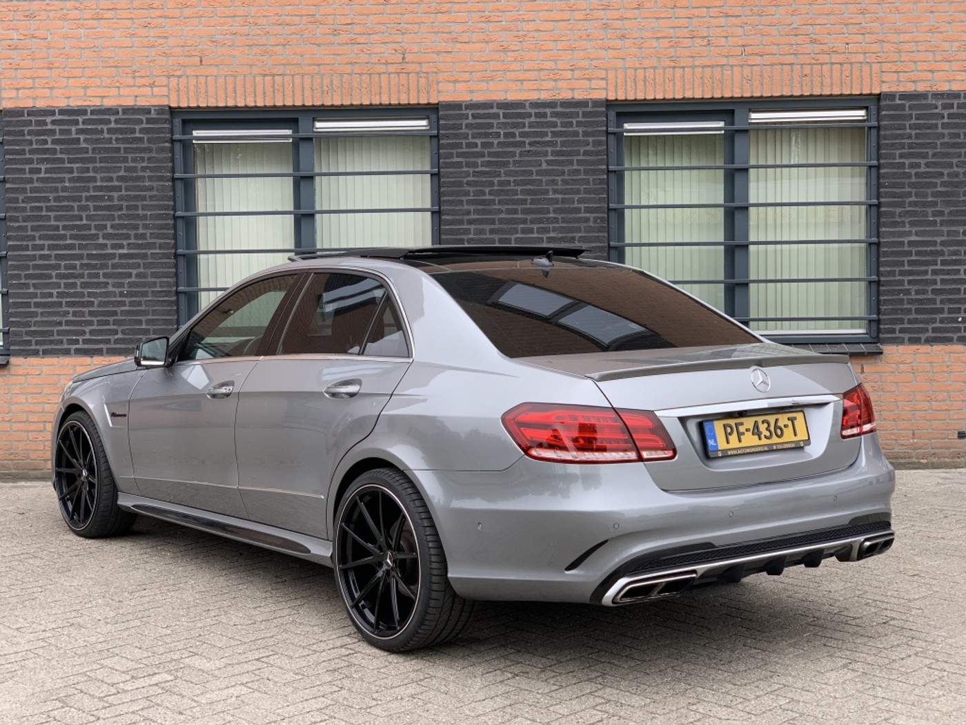 Foto van Mercedes-Benz E 350 CDI