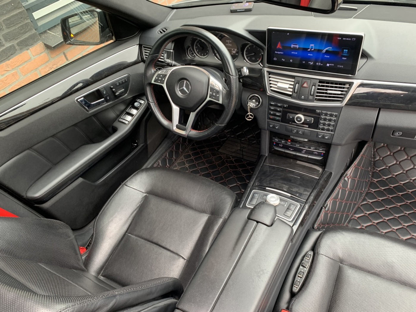 Foto van Mercedes-Benz E 350 CDI
