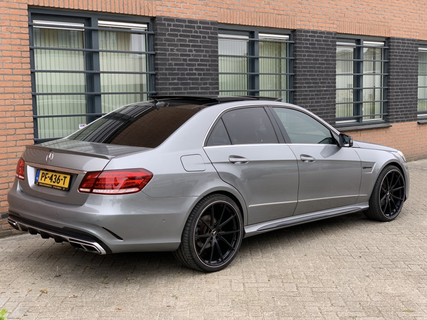 Foto van Mercedes-Benz E 350 CDI