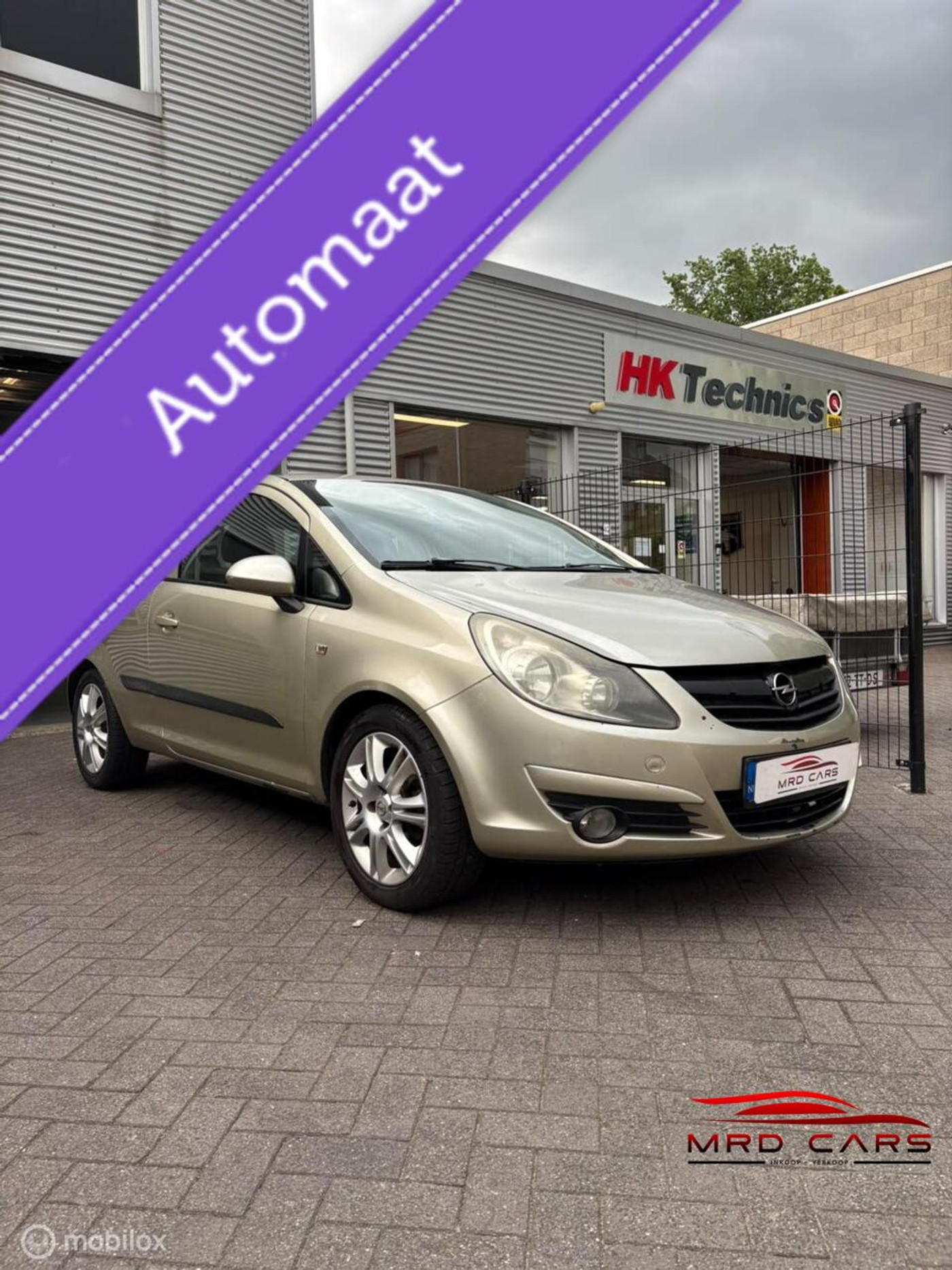Opel Corsa 1.2-16V Sport 2008 - voorkant
