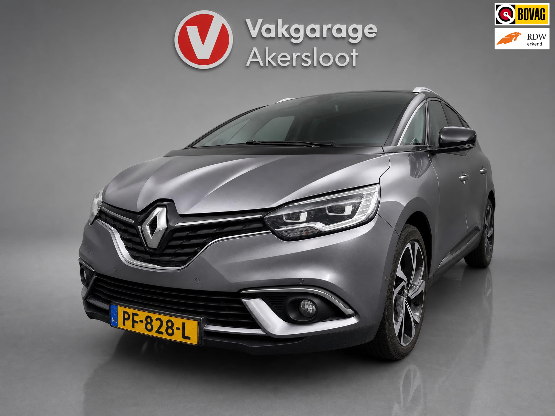 Renault Scenic 1.2 TCe Bose / Bluetooth / Camera / Parkeersensoren / Navi 2017 - voorkant