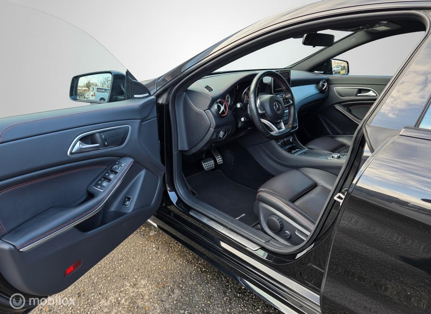 Foto van Mercedes-Benz AMG Cla 45