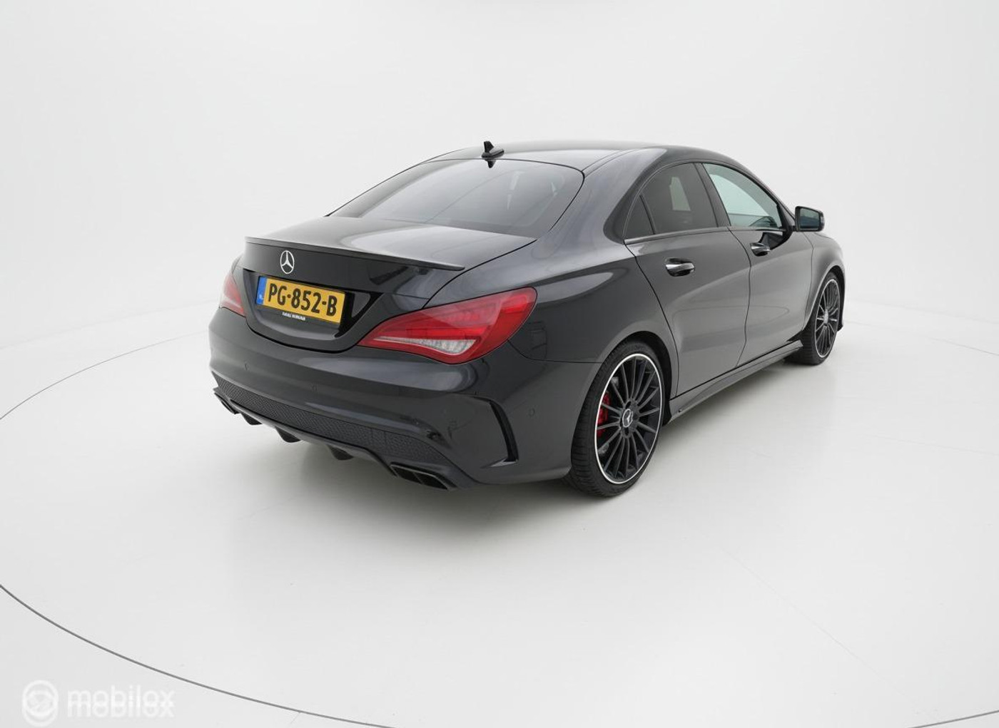 Foto van Mercedes-Benz AMG Cla 45