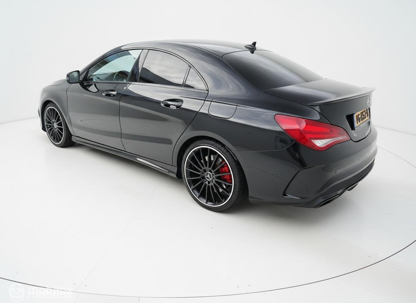Foto van Mercedes-Benz AMG Cla 45