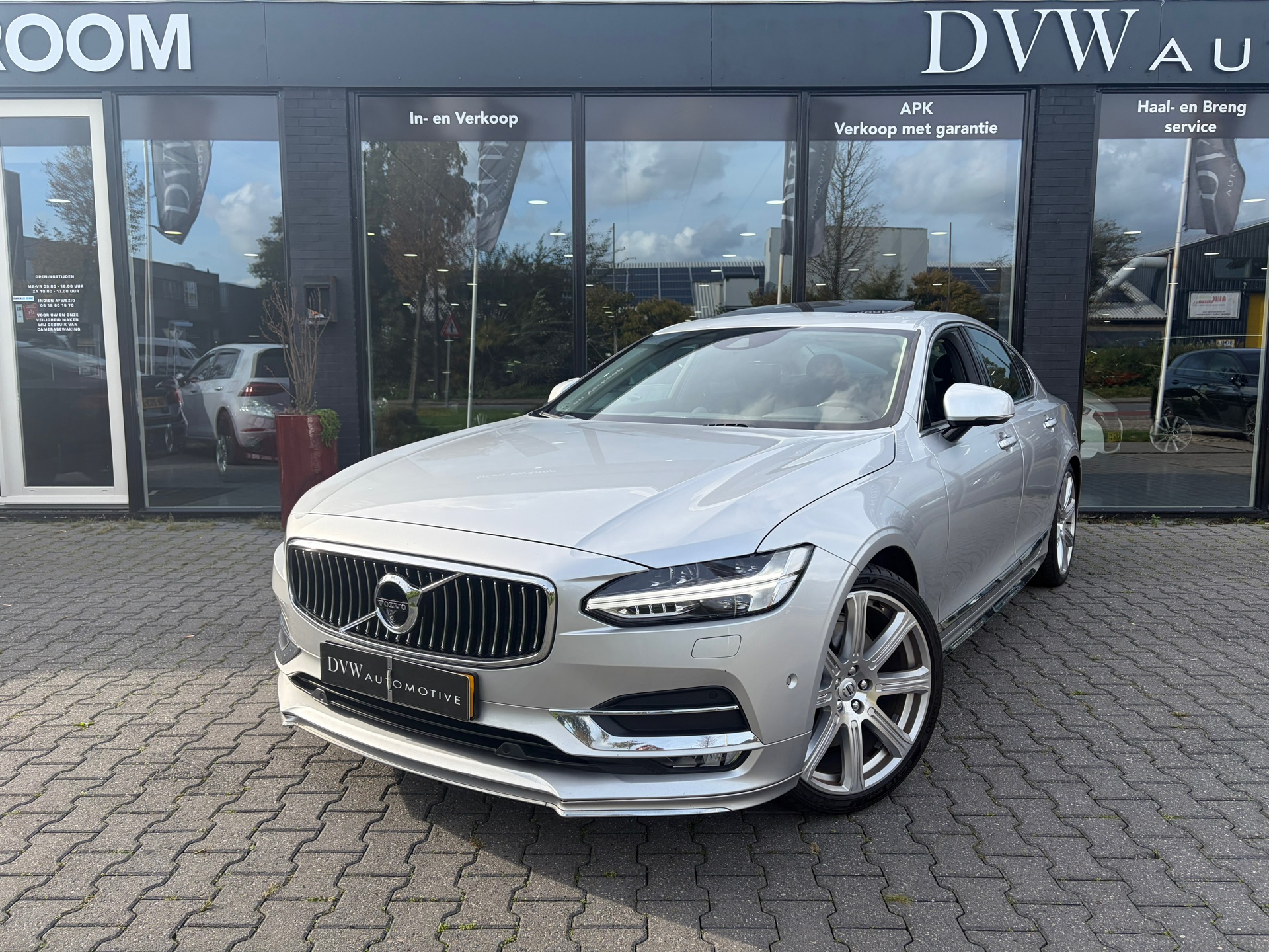 Volvo S90 2.0 T5 Inscription 2016 - voorkant
