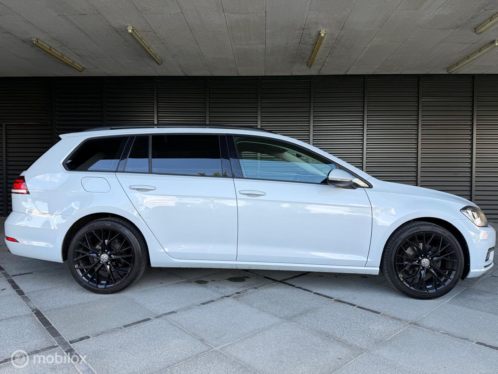 Foto van Volkswagen Golf