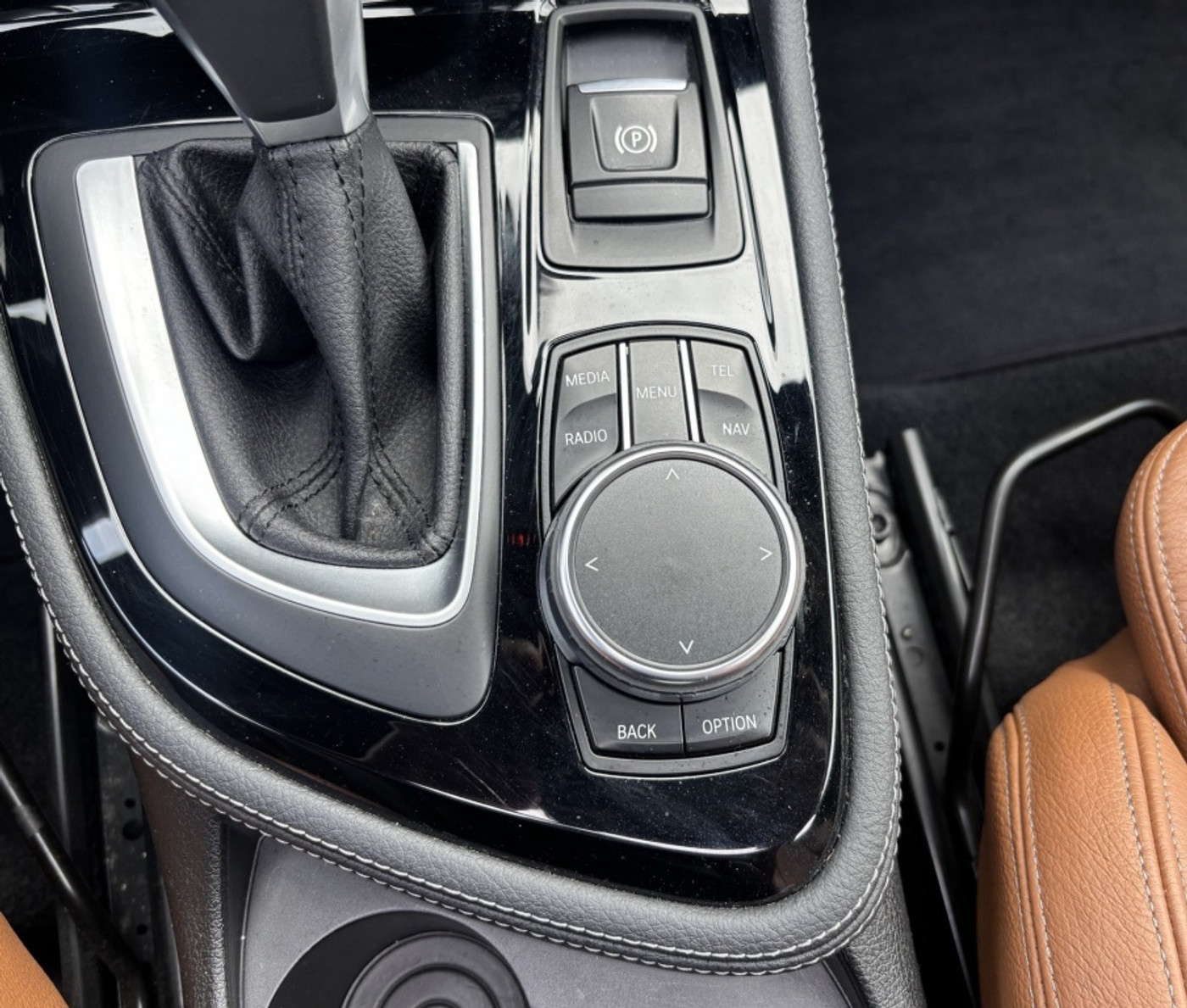 Foto van BMW 220i Active Tourer