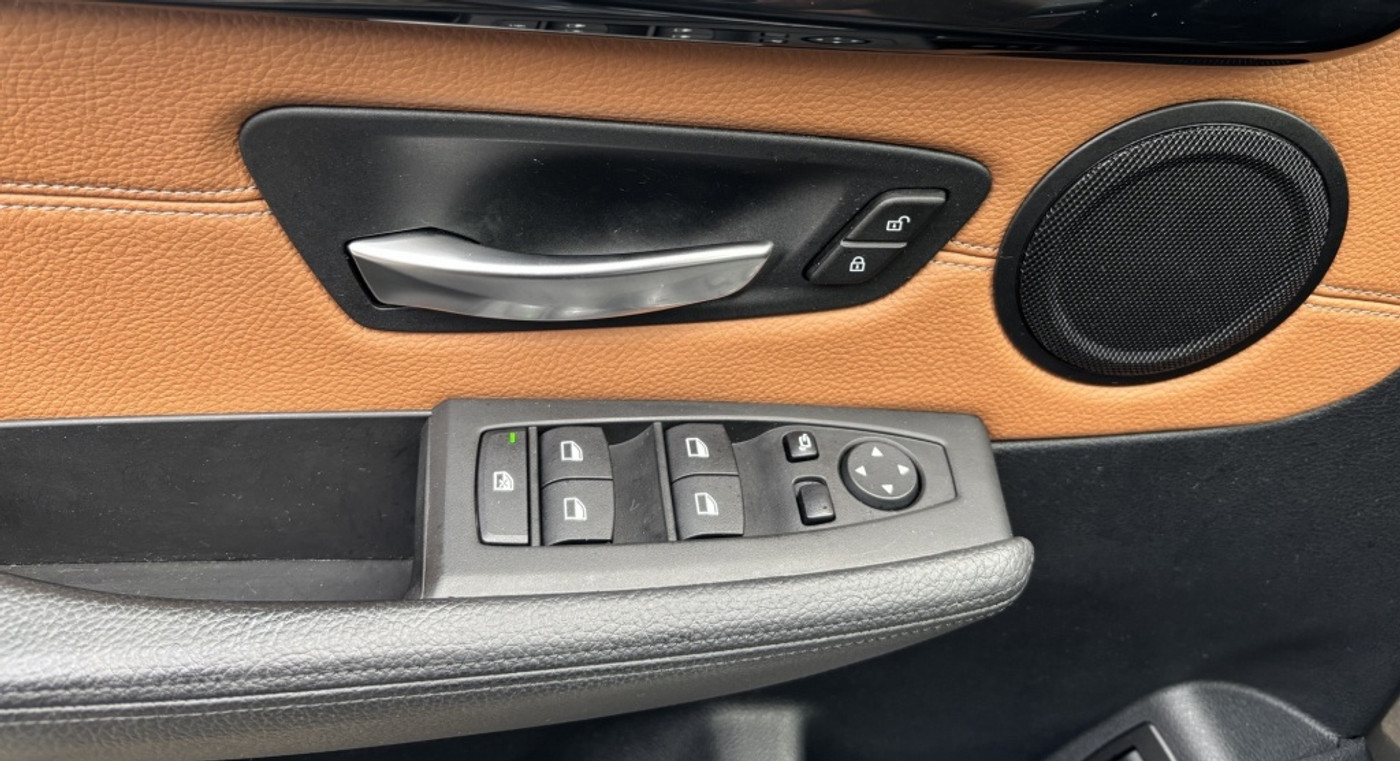 Foto van BMW 220i Active Tourer