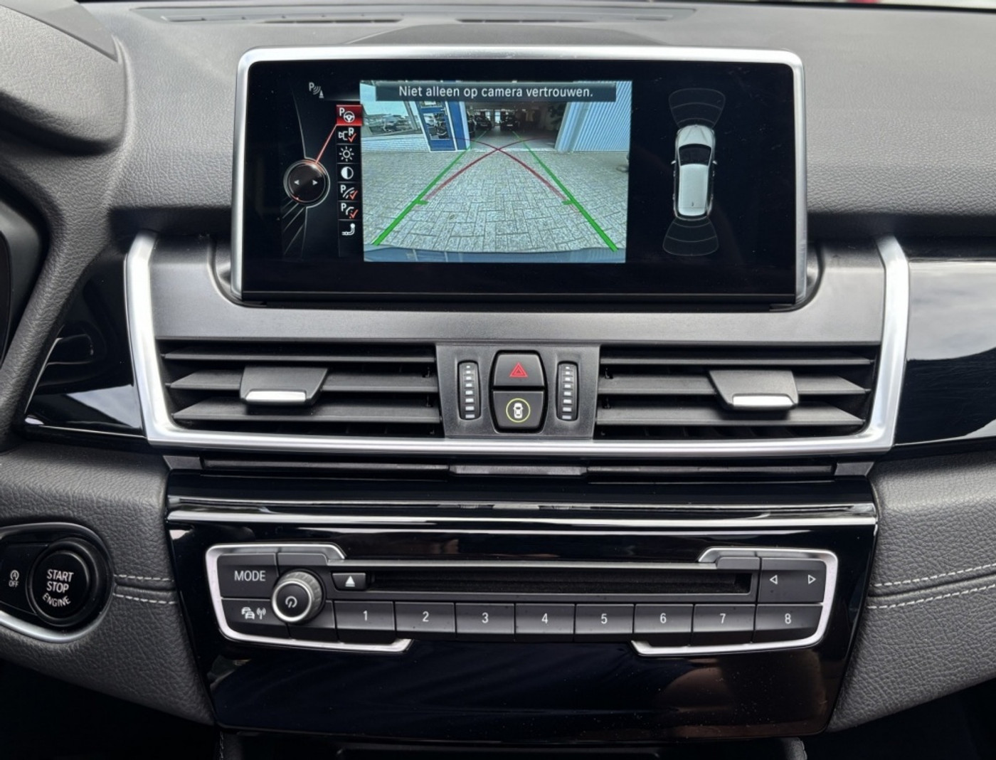 Foto van BMW 220i Active Tourer