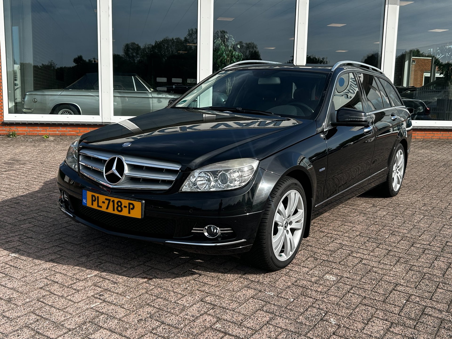 Foto van Mercedes-Benz C 180 Cgi
