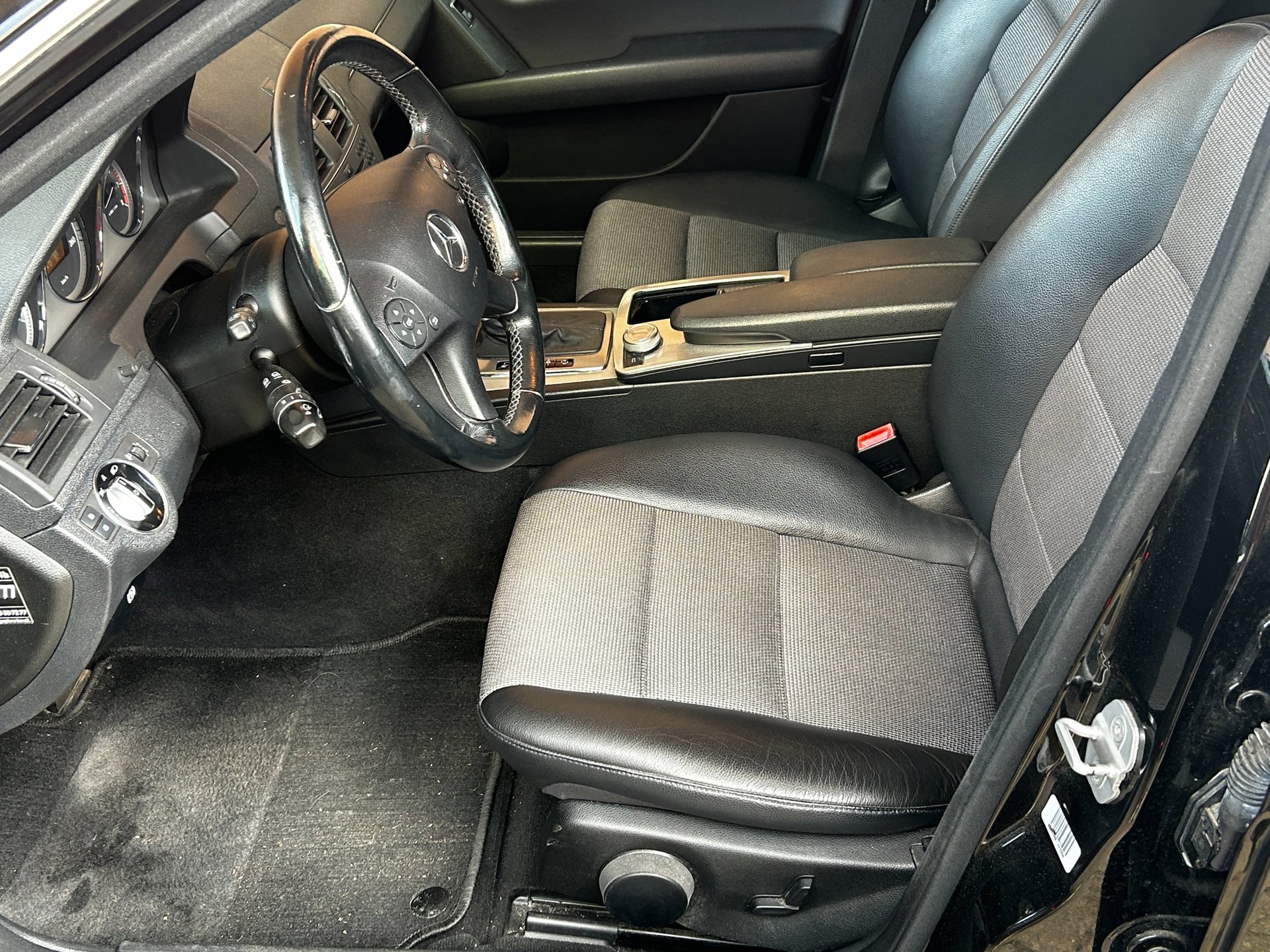 Foto van Mercedes-Benz C 180 Cgi