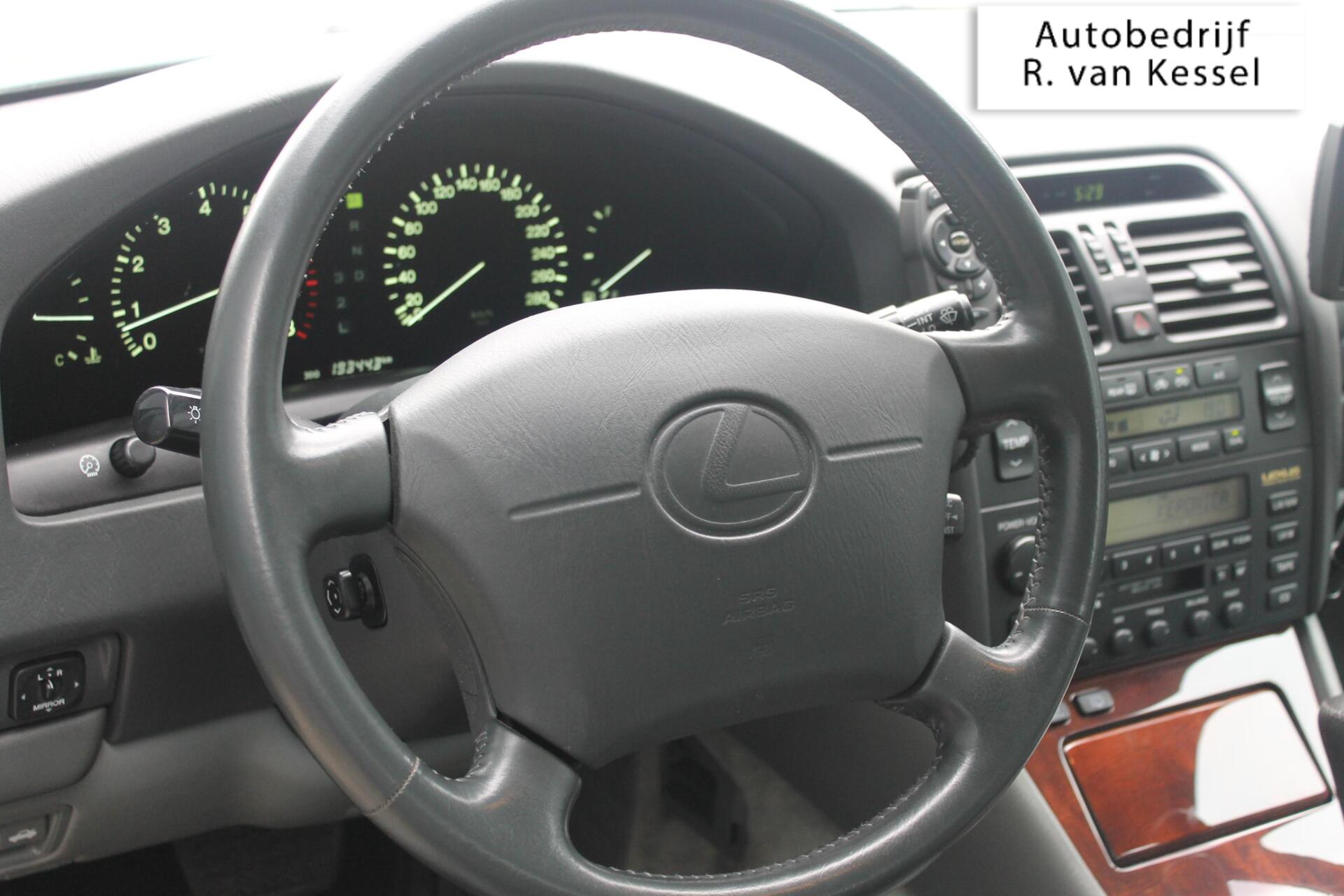 Foto van Lexus Lexus Ls400