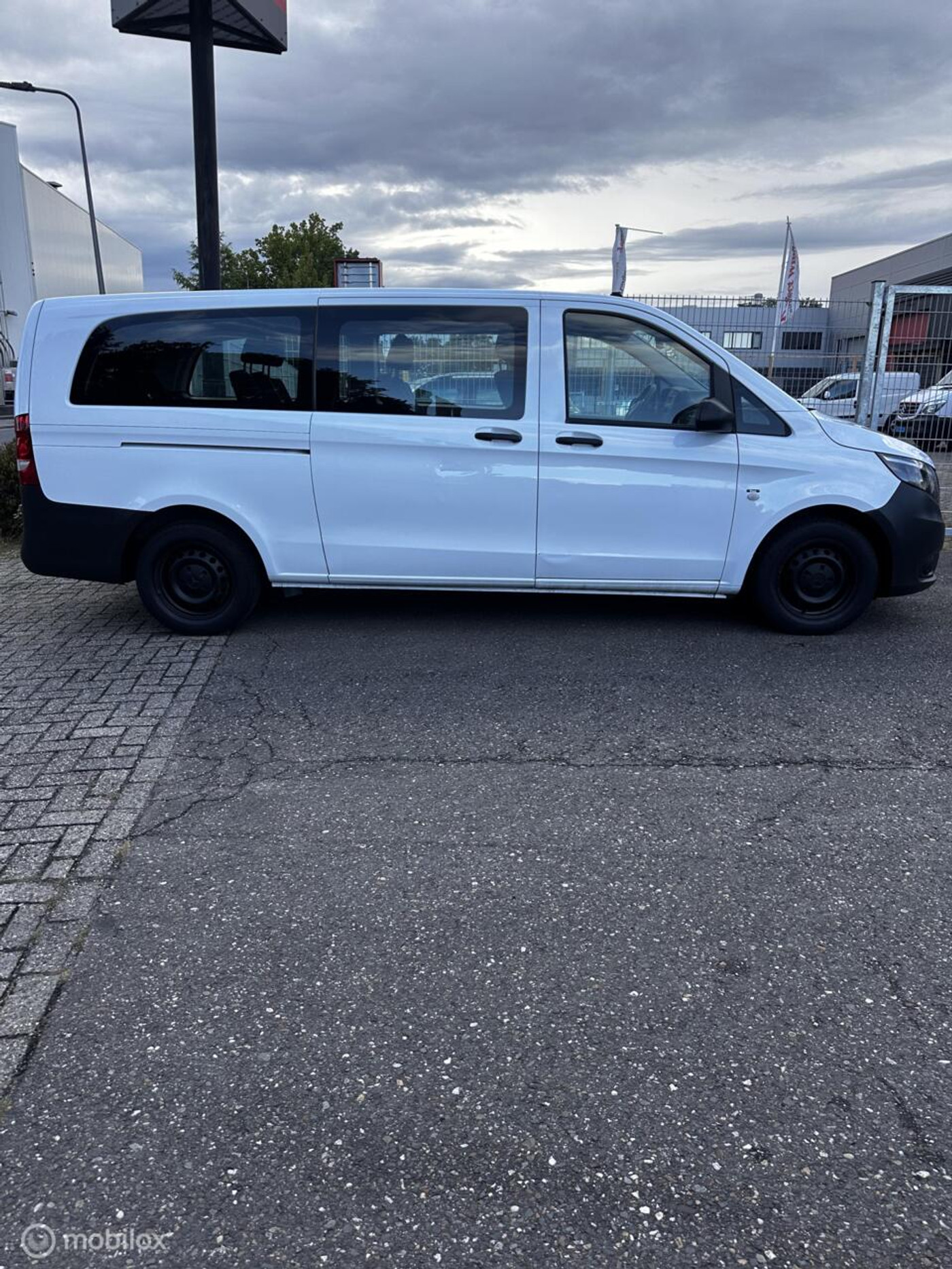 Foto van Mercedes-Benz Vito Tourer