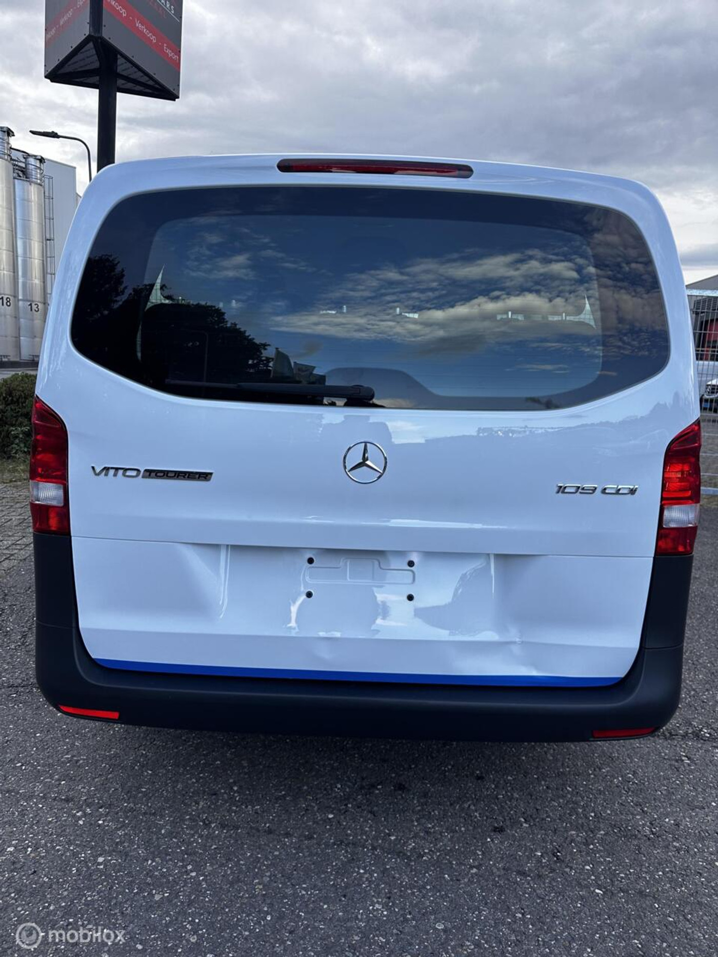 Foto van Mercedes-Benz Vito Tourer