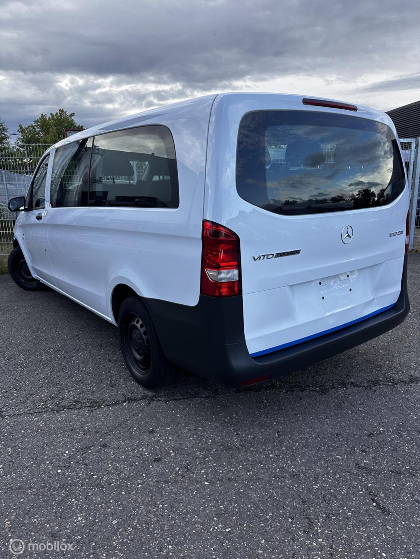 Foto van Mercedes-Benz Vito Tourer