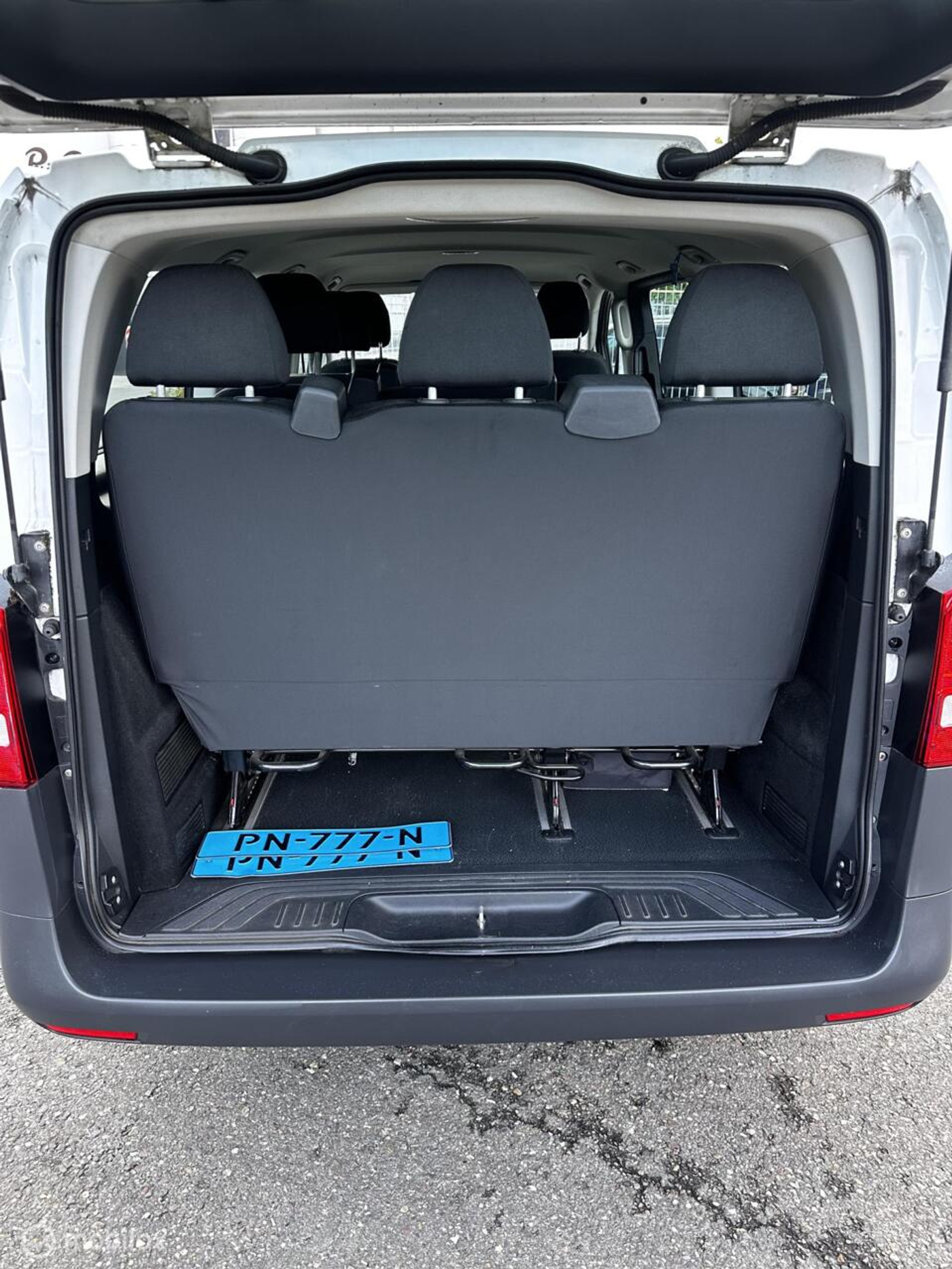 Foto van Mercedes-Benz Vito Tourer