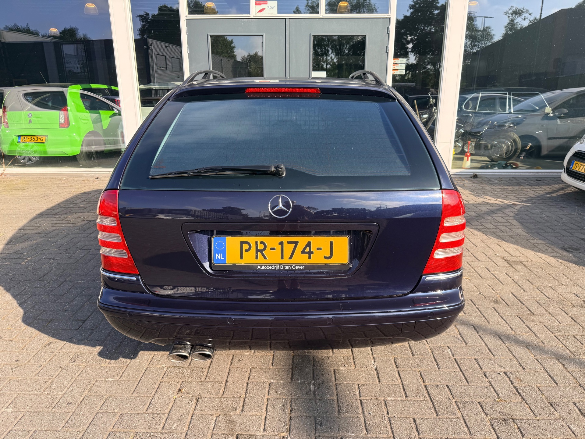 Foto van Mercedes-Benz C 32 AMG