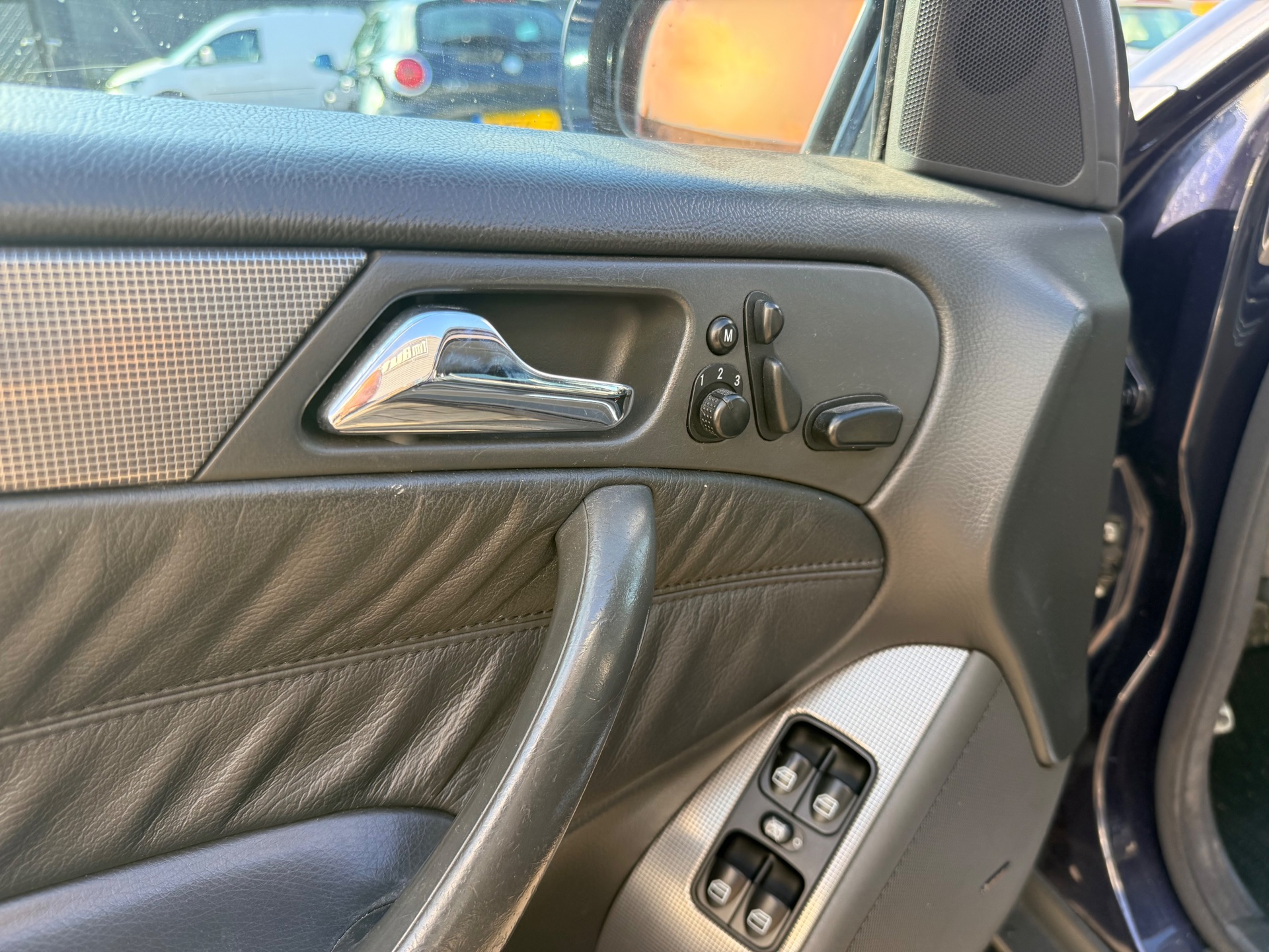 Foto van Mercedes-Benz C 32 AMG