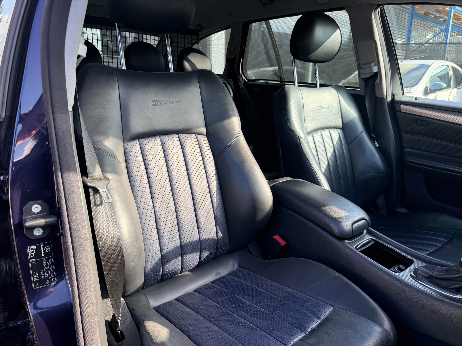 Foto van Mercedes-Benz C 32 AMG