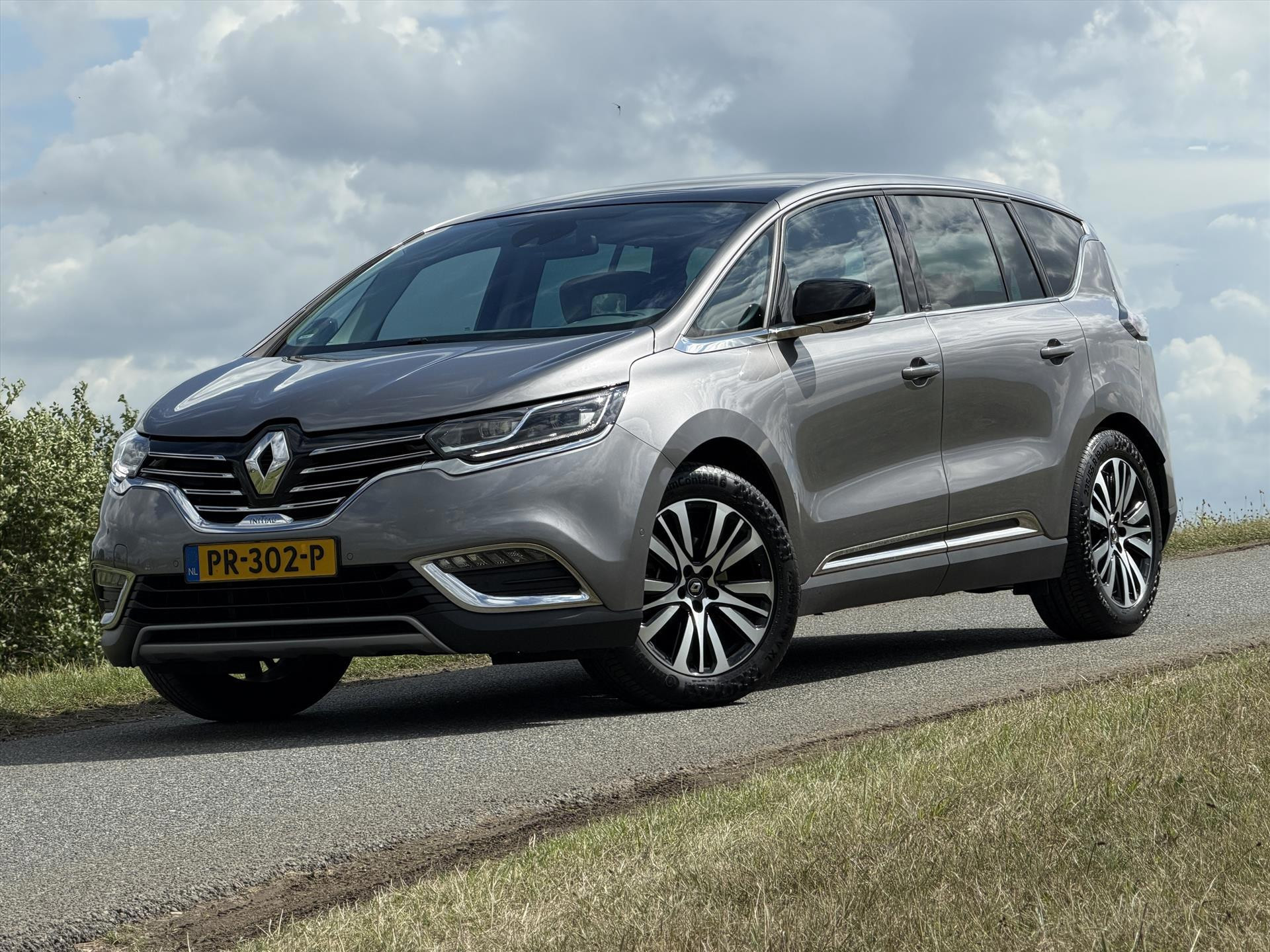 Renault Espace 1.6 TCe Initiale Paris 7P |Pano |Head-up |Keyless |Leder |Massasge |Org NL |Led |Camera |Side Assist |Inparkeerhulp 2016 - voorkant