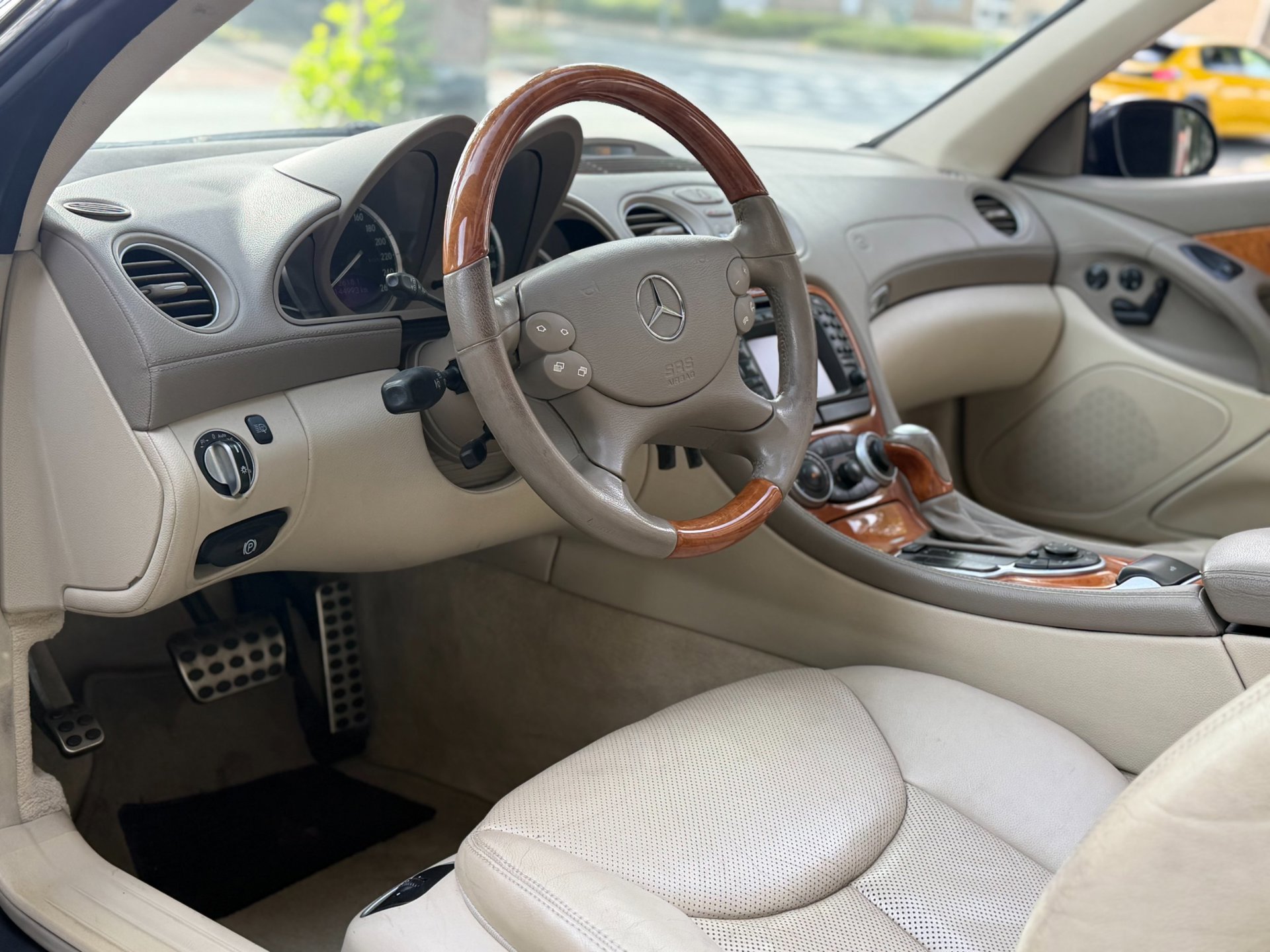 Foto van Mercedes-Benz SL 500