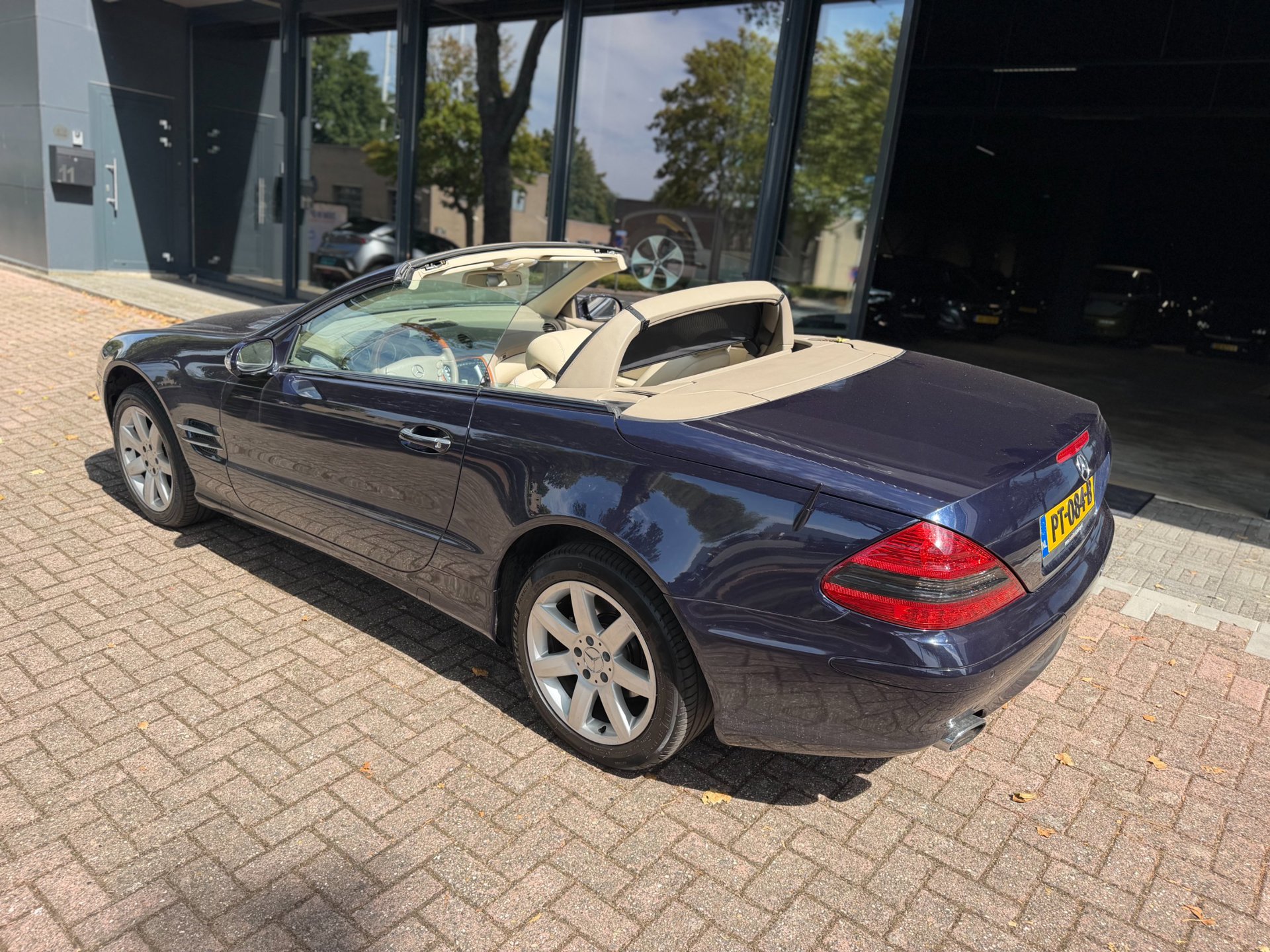 Foto van Mercedes-Benz SL 500