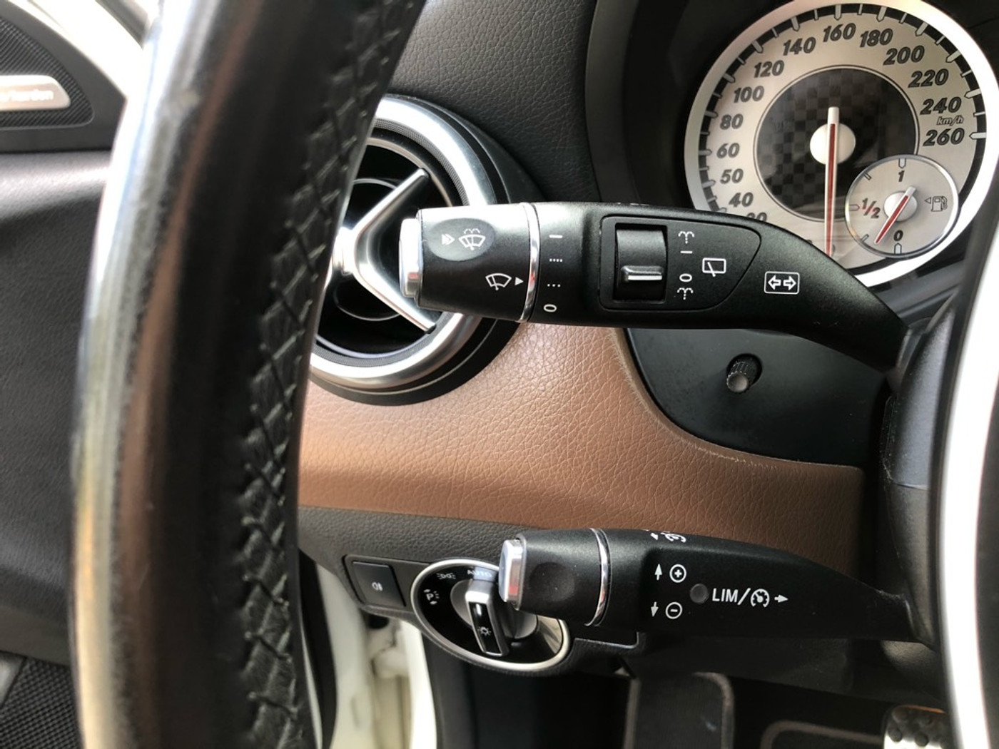 Foto van Mercedes-Benz A 200