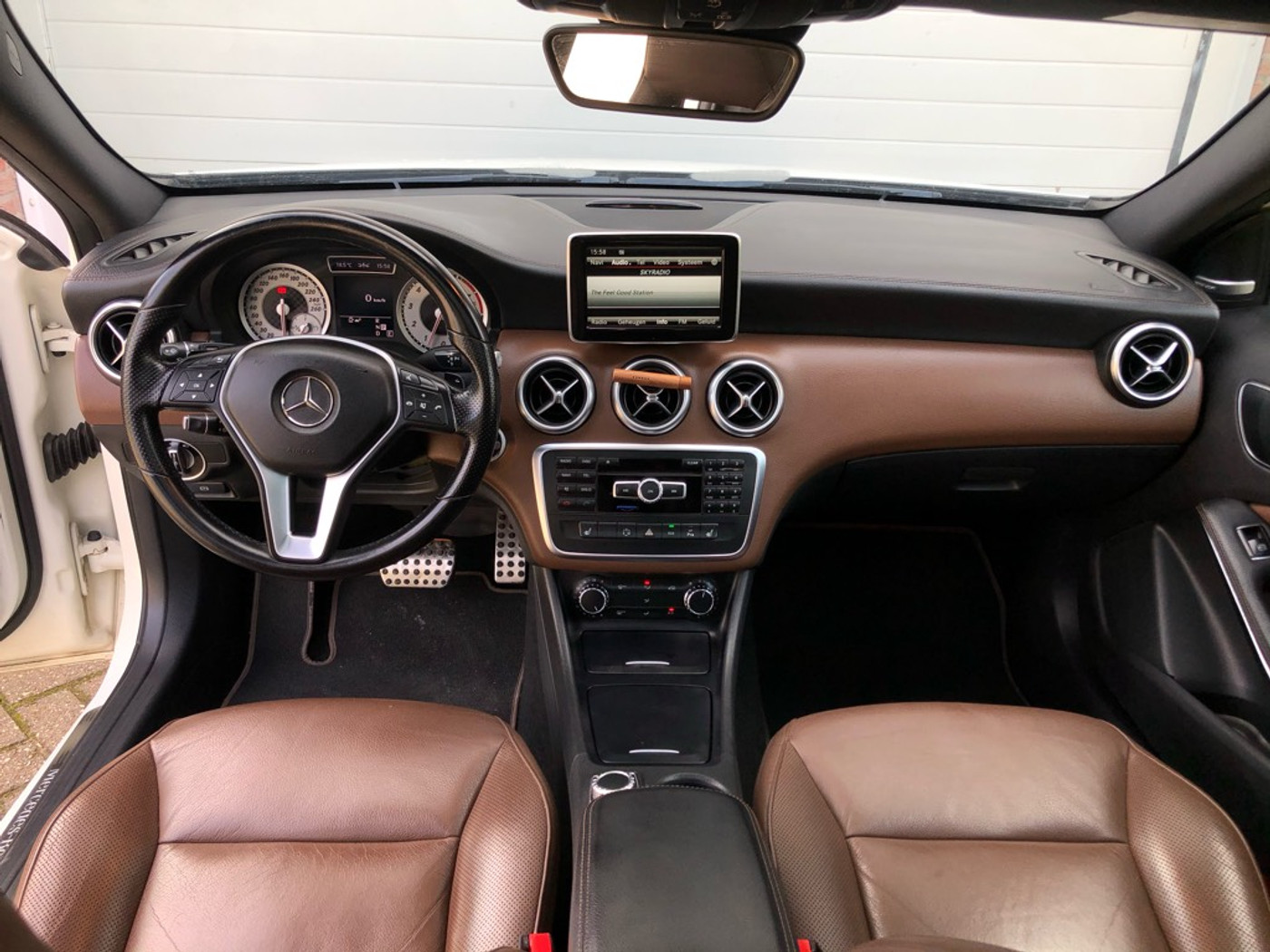 Foto van Mercedes-Benz A 200