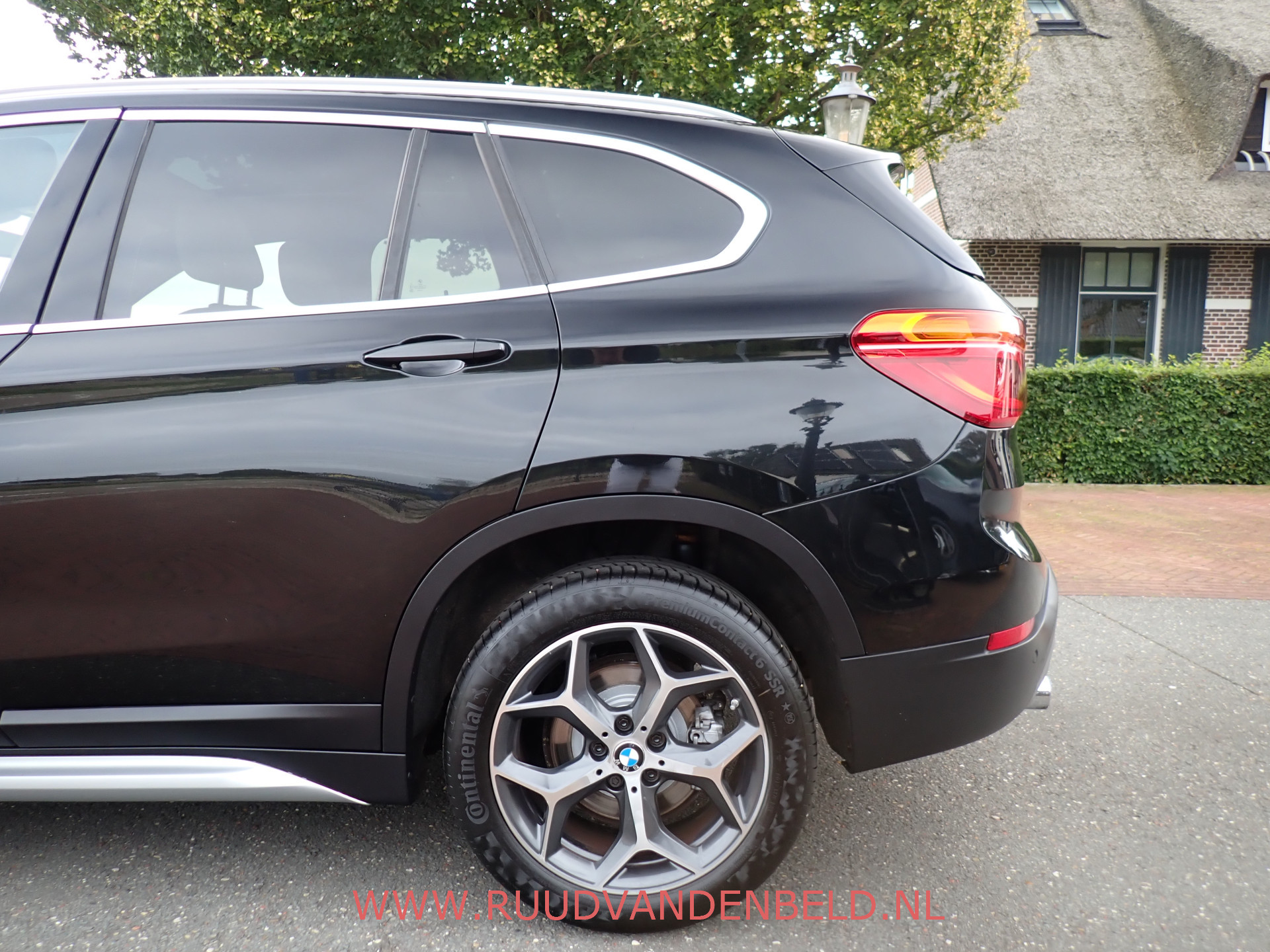 Foto van BMW X1 Xdrive20i