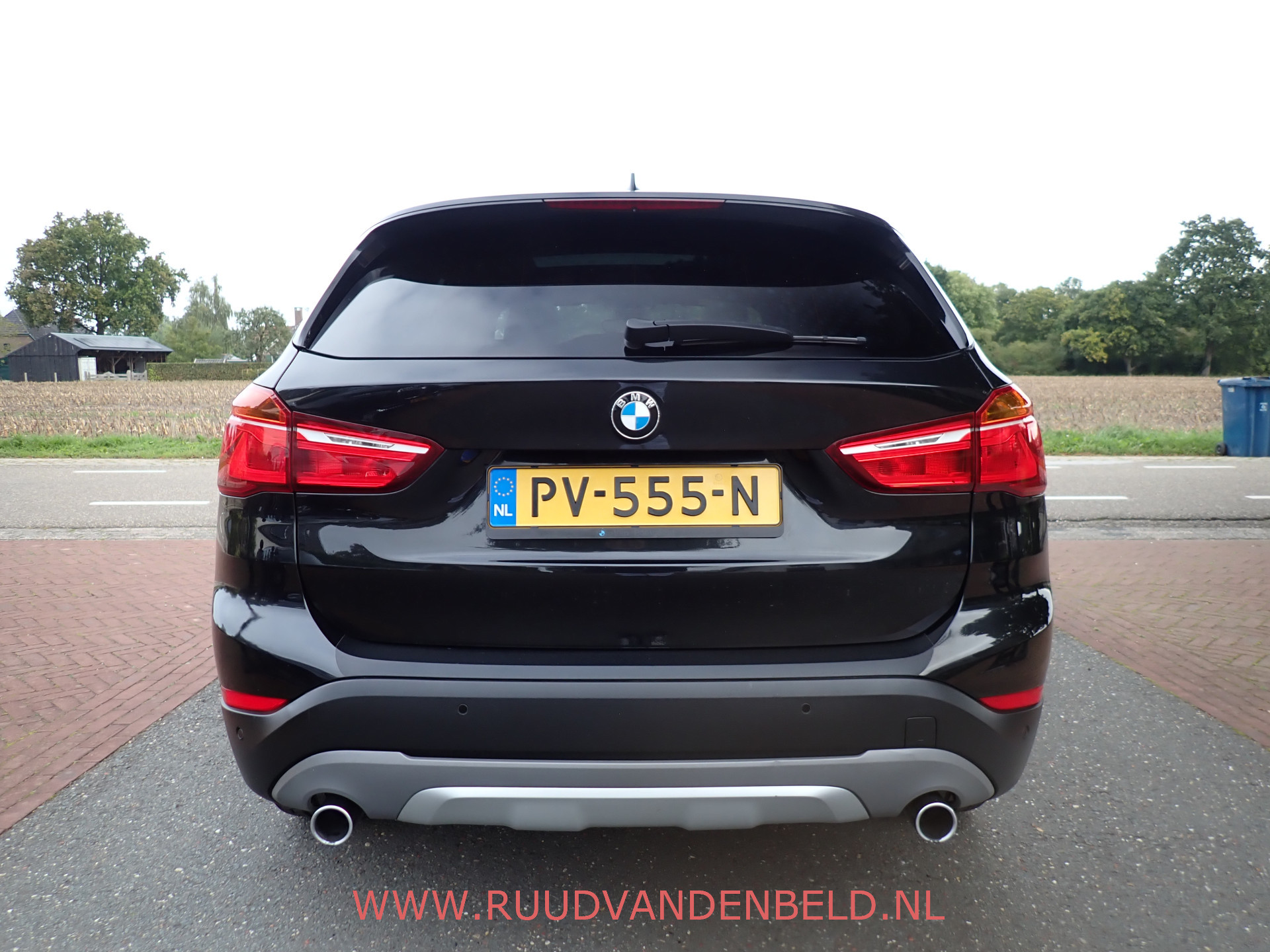 Foto van BMW X1 Xdrive20i