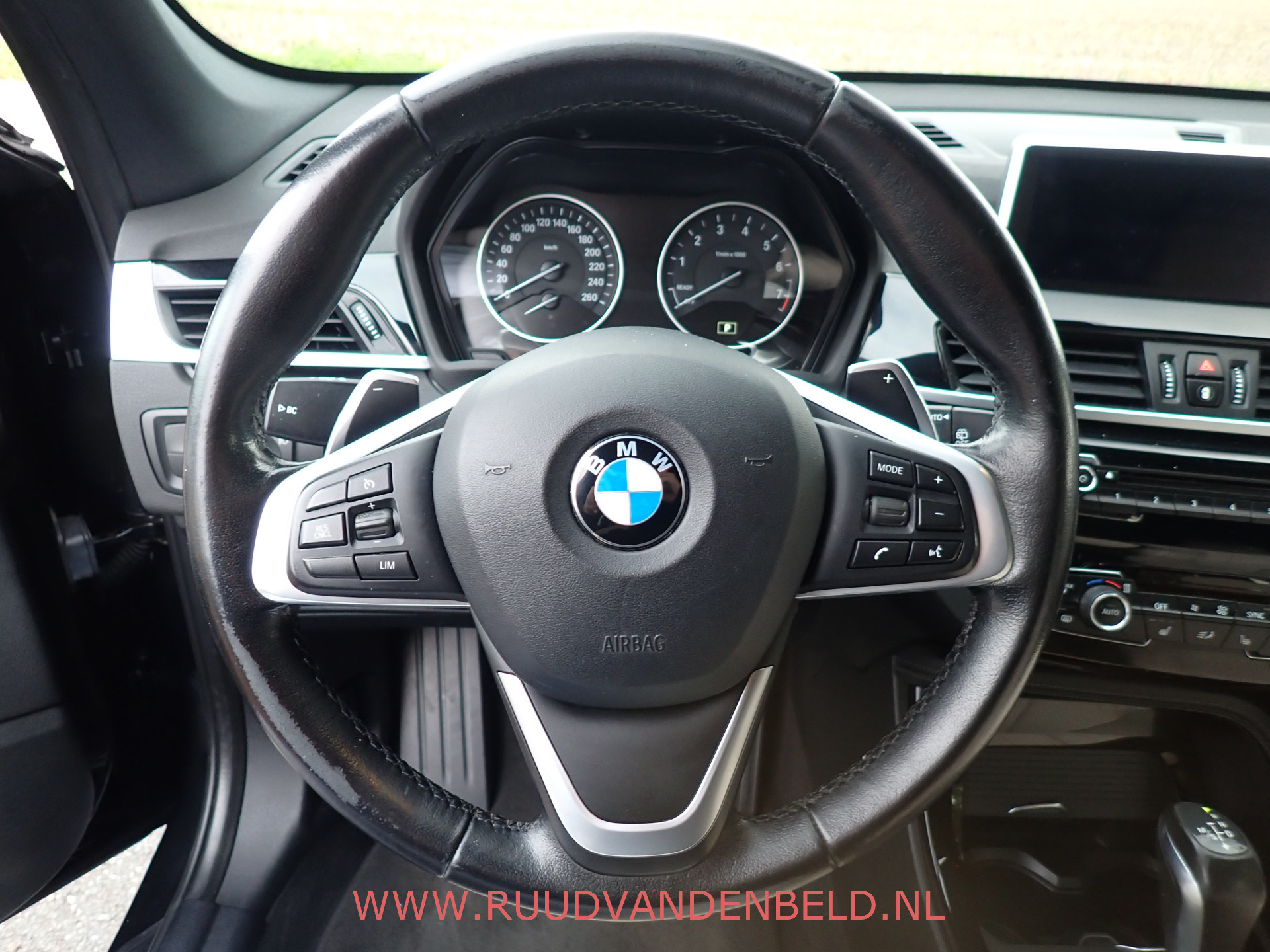 Foto van BMW X1 Xdrive20i