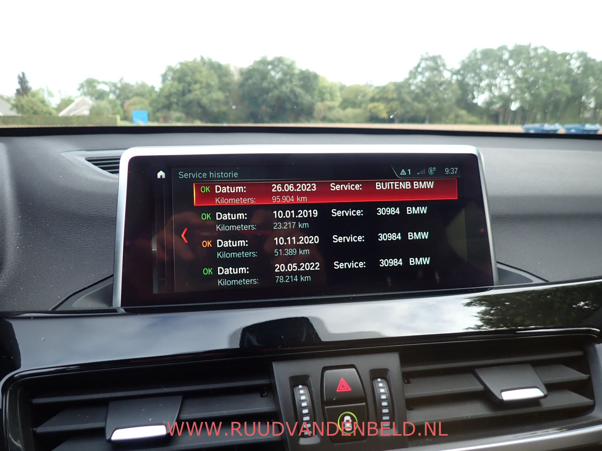 Foto van BMW X1 Xdrive20i