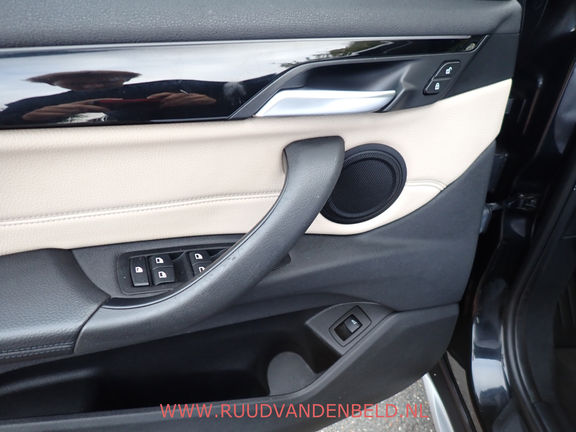Foto van BMW X1 Xdrive20i