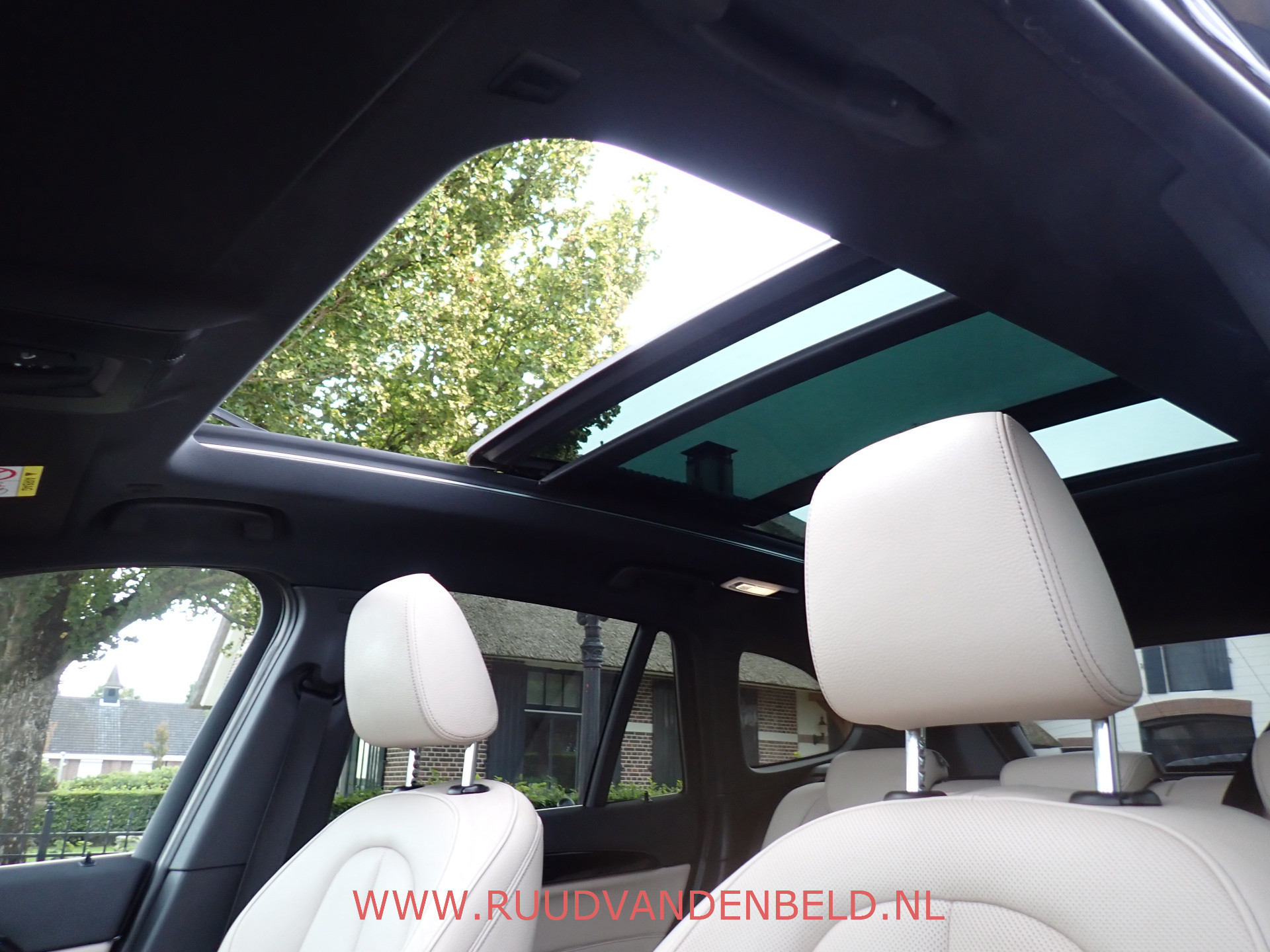 Foto van BMW X1 Xdrive20i