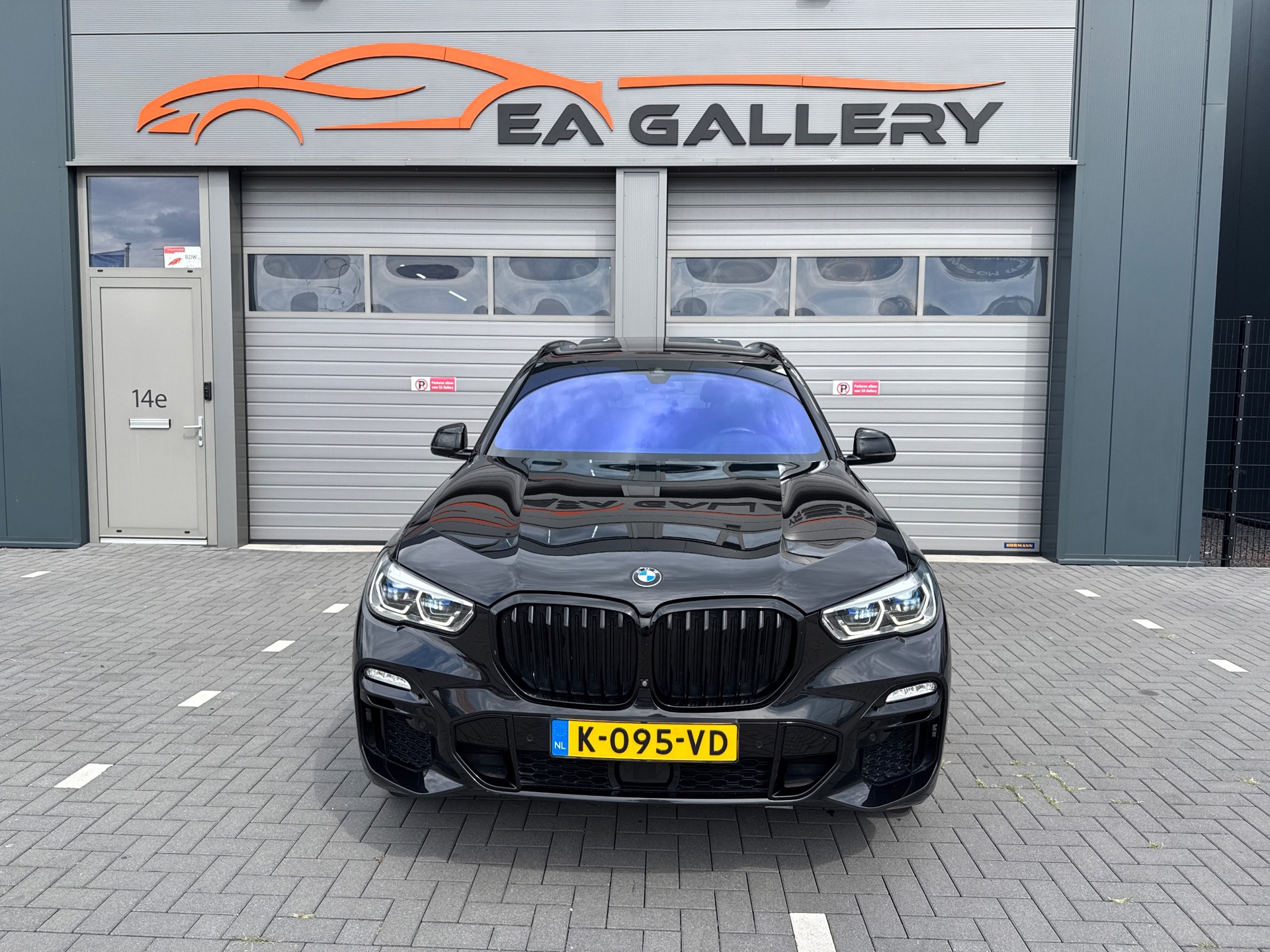 Foto van BMW X5 Xdrive40i