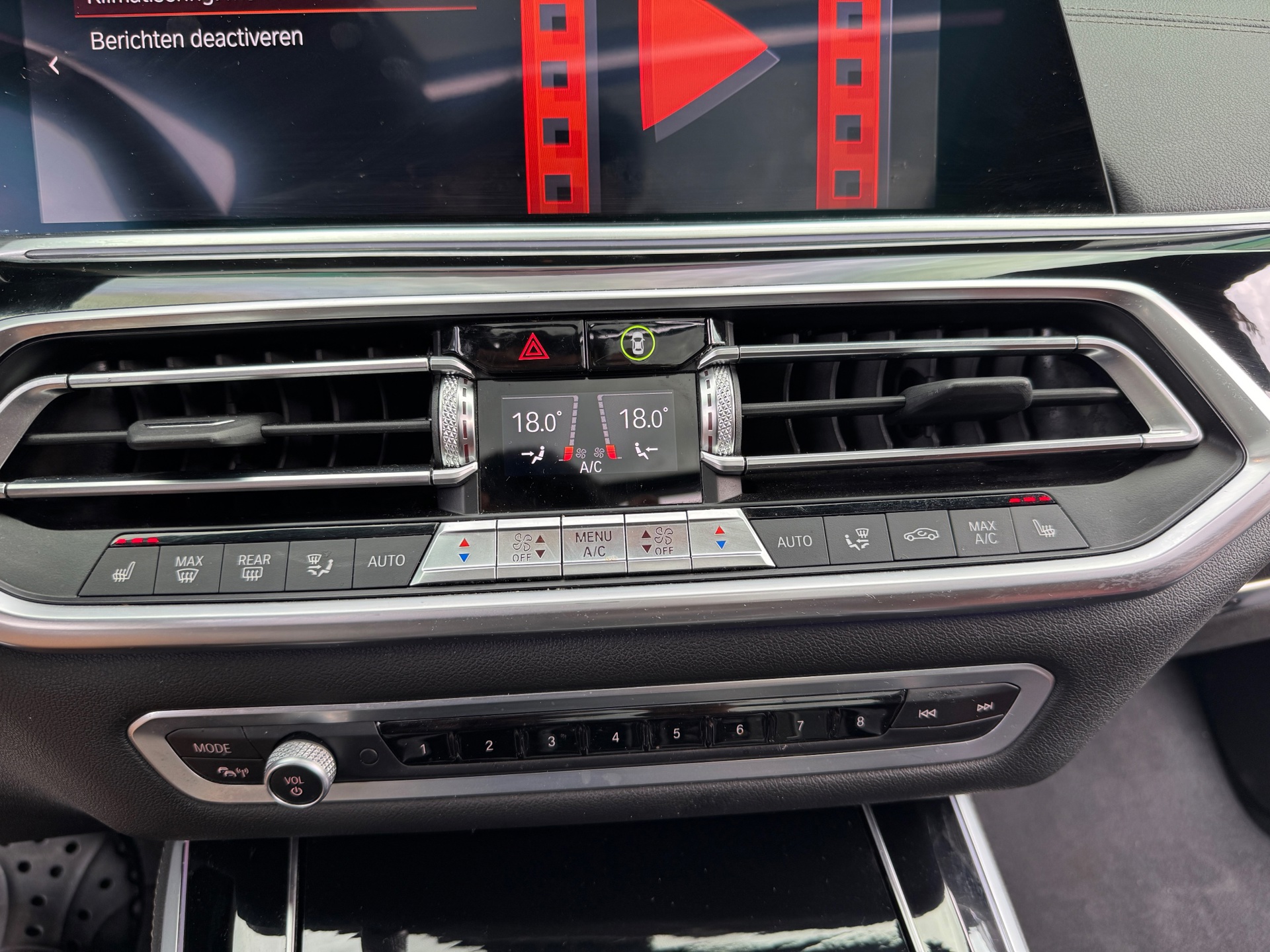 Foto van BMW X5 Xdrive40i