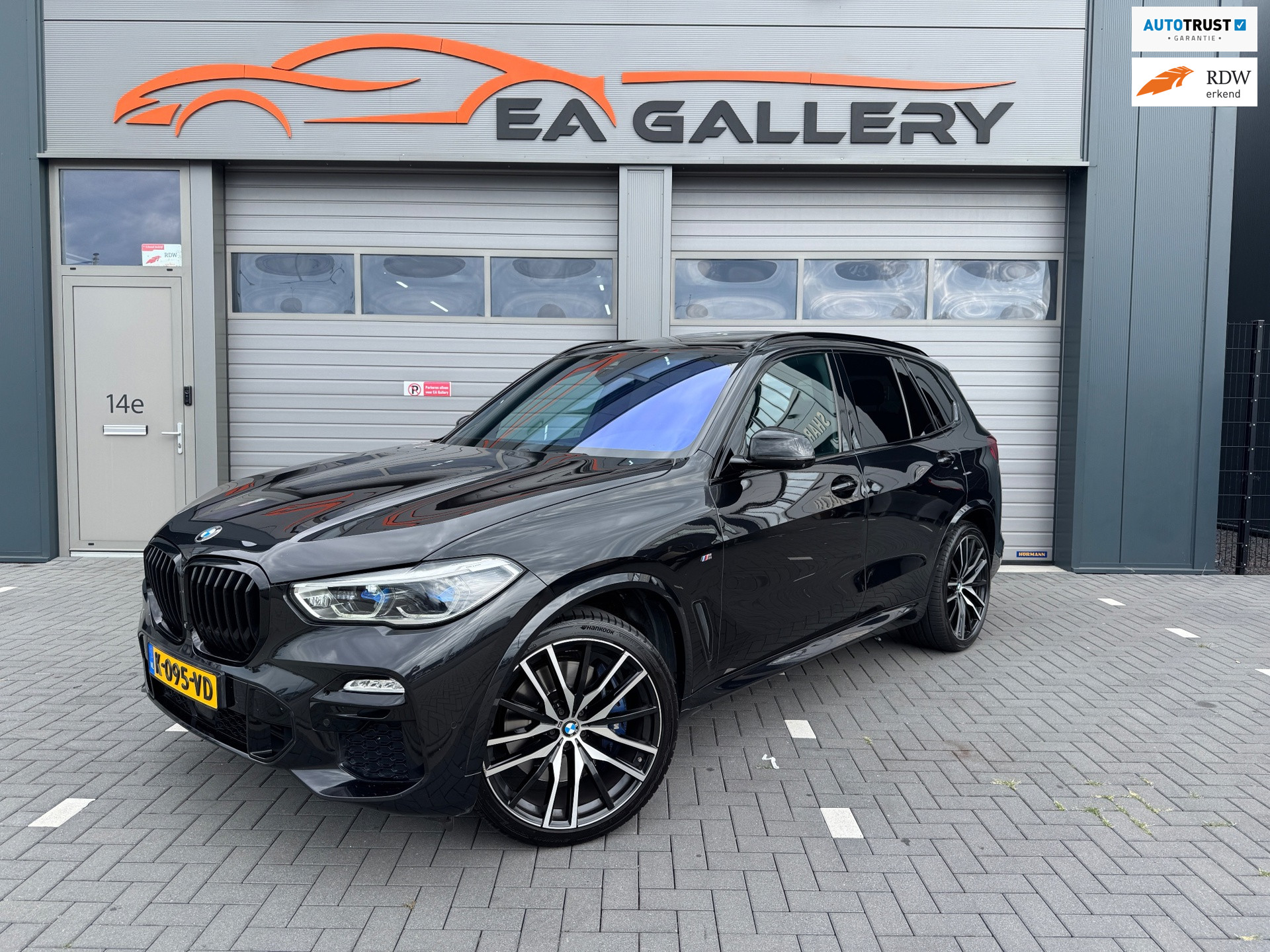 BMW X5 Xdrive40i XDrive40i High Executive BOMVOL Black APK 2020 - voorkant